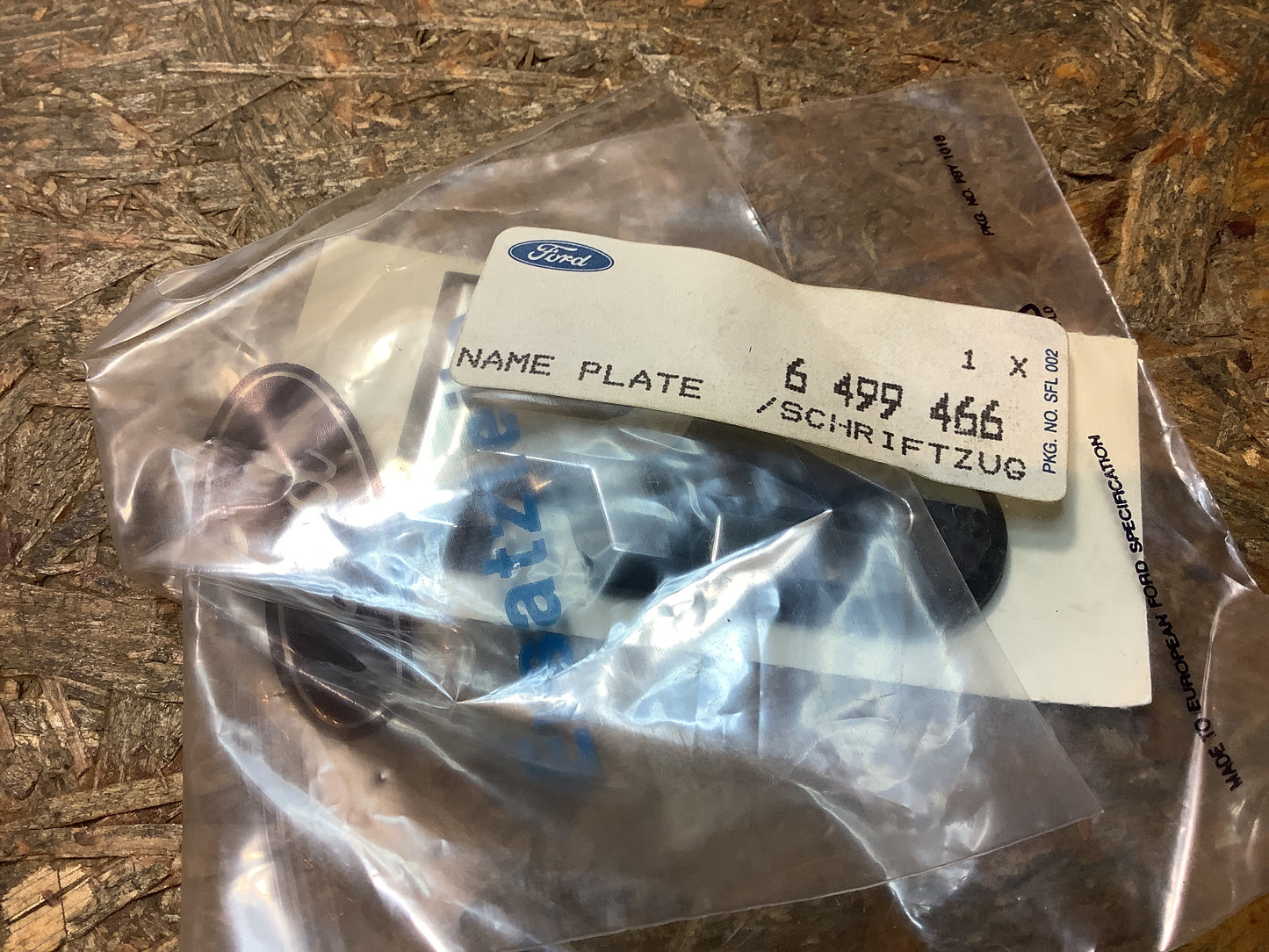 Emblem „RS“ Original Ford NEU