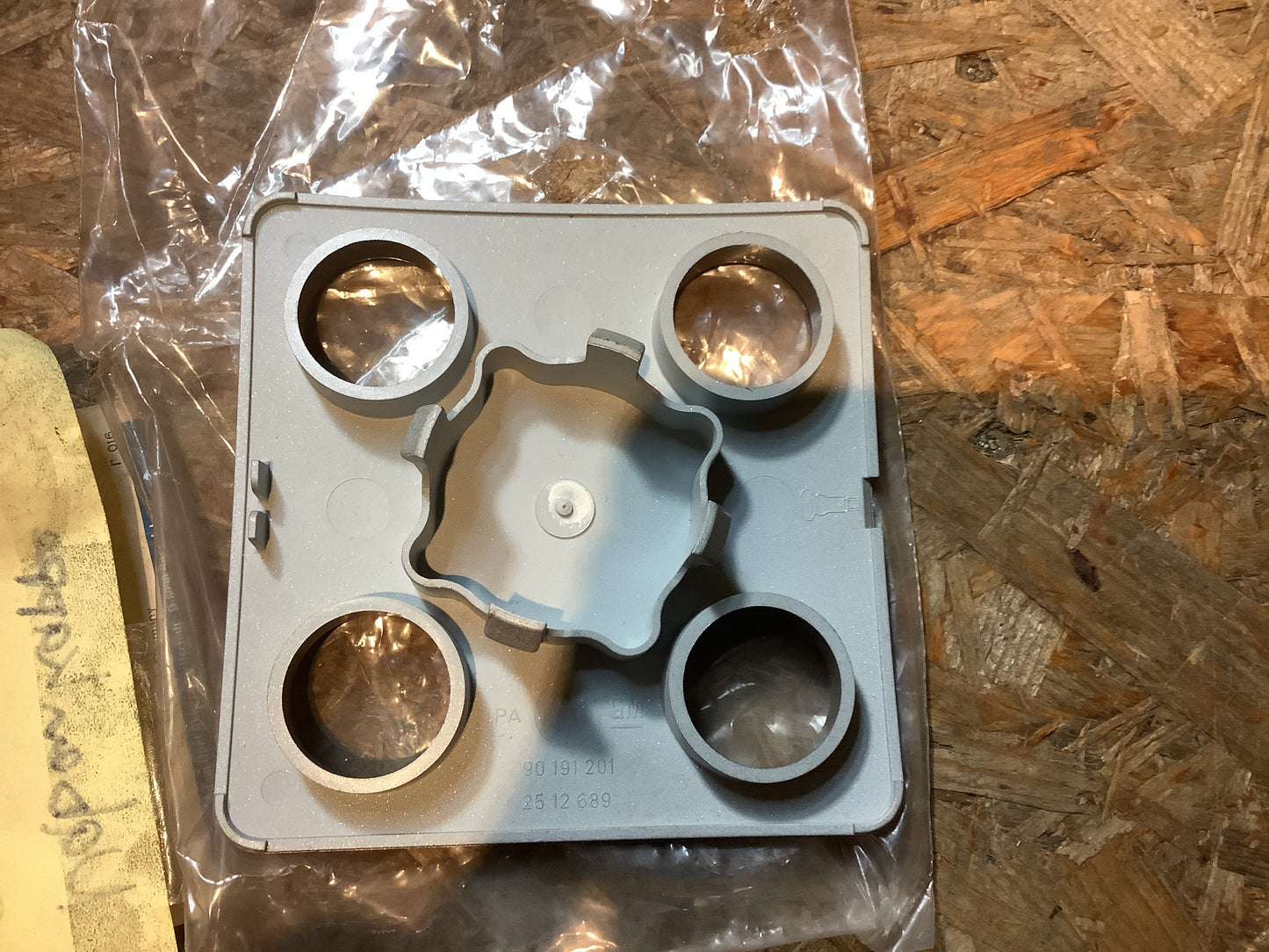 Opel Ascona C Nabenkappe Original GM NEU