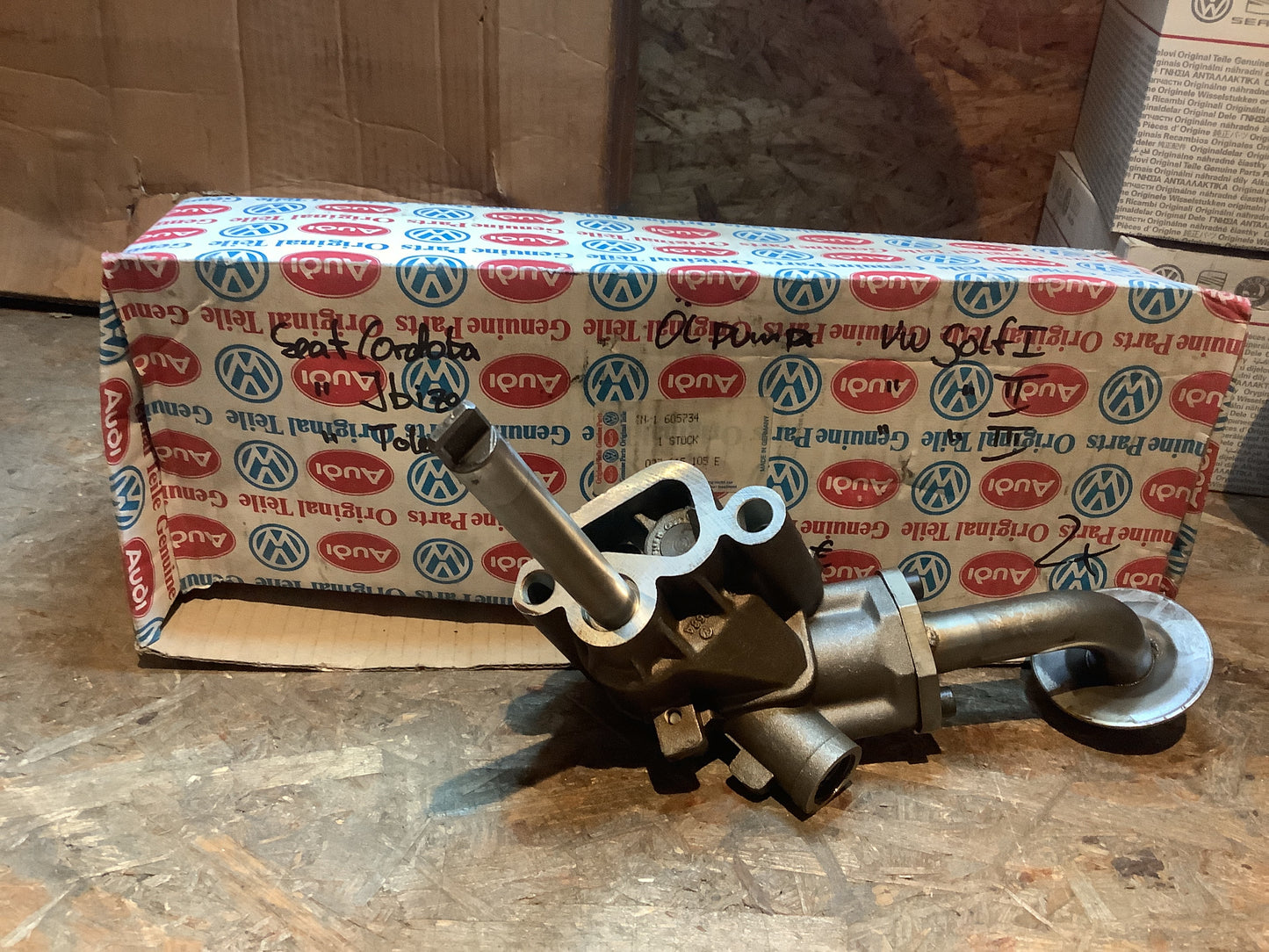 Seat Ibiza, Toleoo, Córdoba; Vw Golf I/II/III Ölpumpe Original Genuine Parts NEU