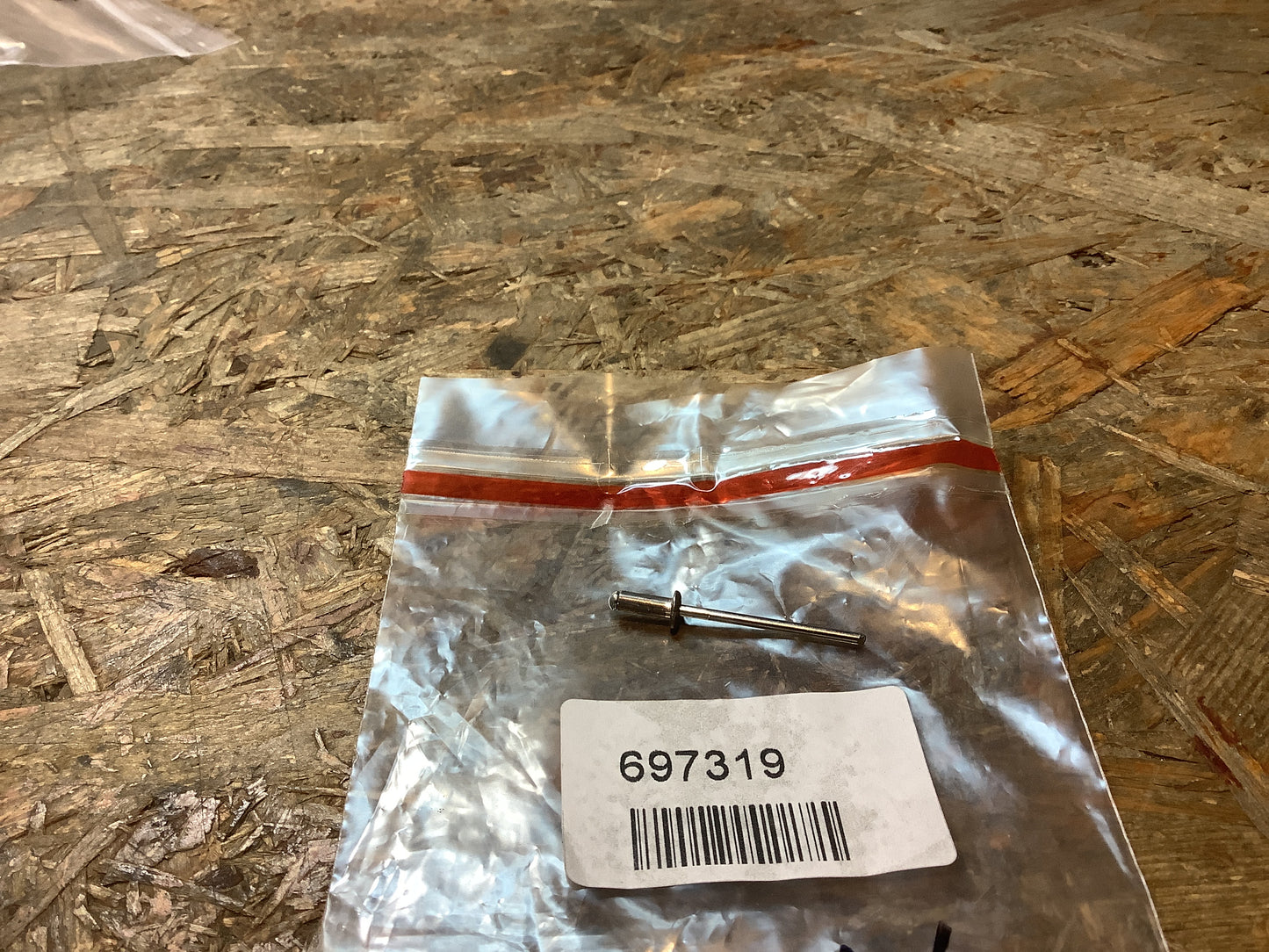 Peugeot/Citroën Niete NEU