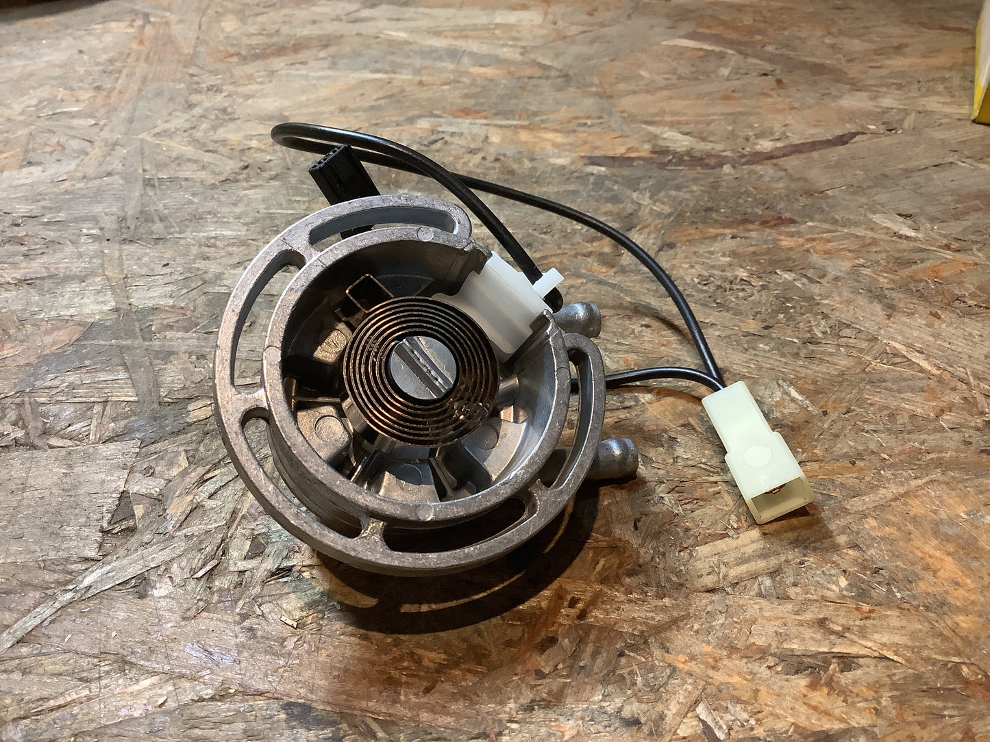 Ascona C, Omega A, Manta B, Vectra A, Kadett E Kaltstarteinheit für Vergaser Original GM NEU