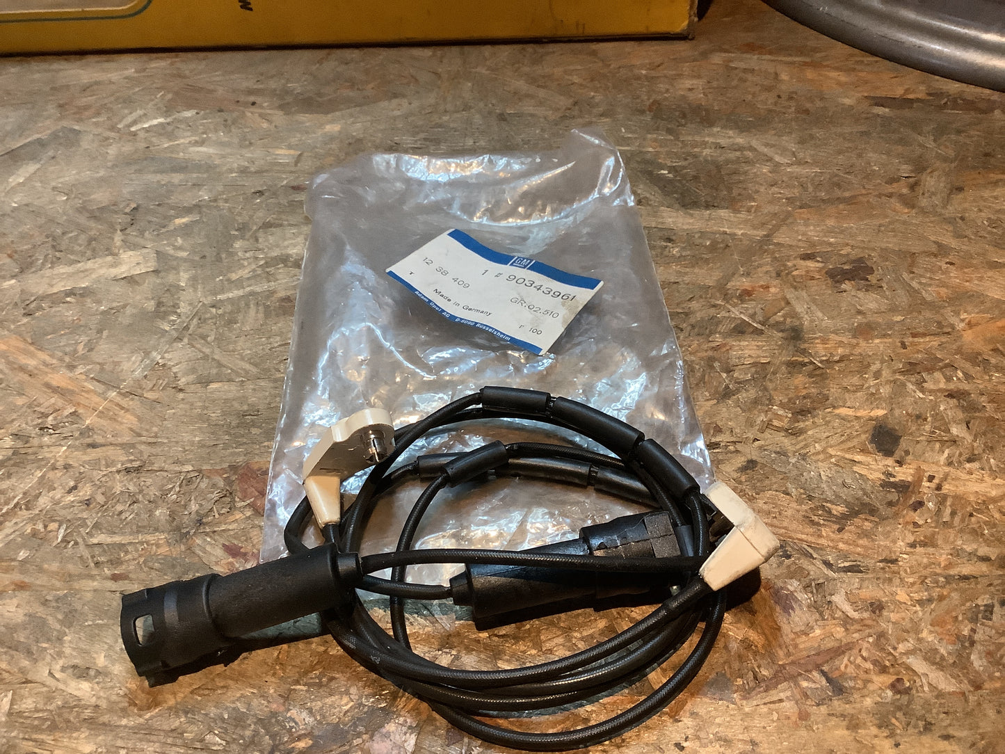 Opel Omega A, Senator B Bremsbelagverschleißanzeige Original GM NEU