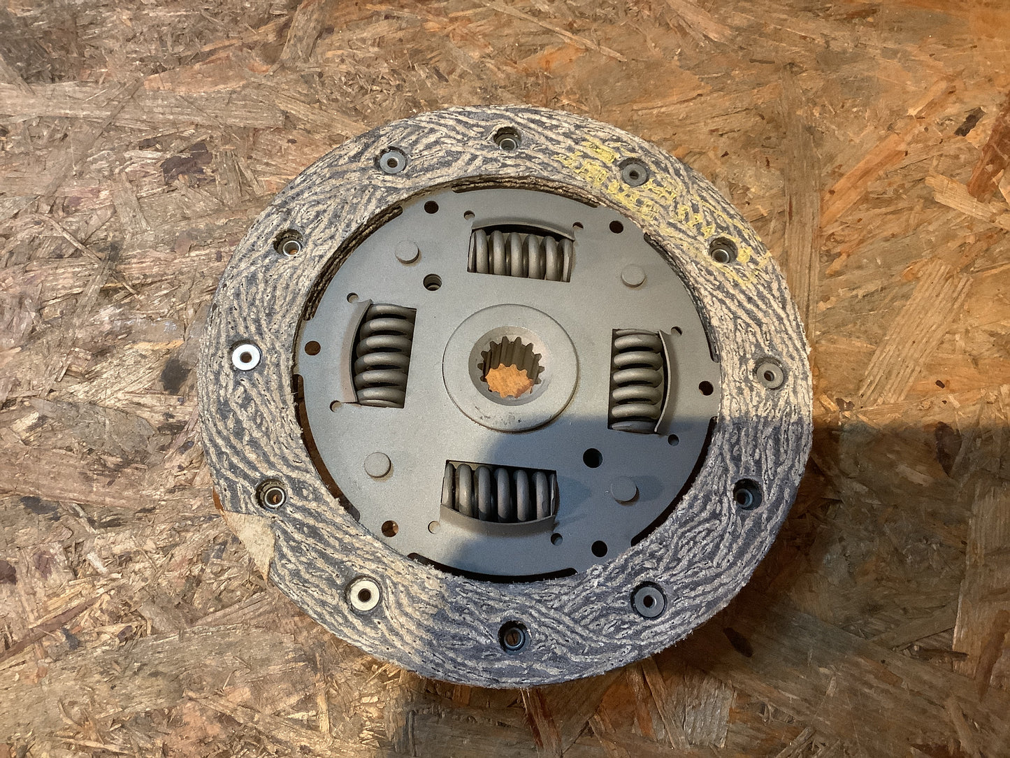 Kadett D/E, Corsa A, Ascona C Kupplungsscheibe Original GM NEU