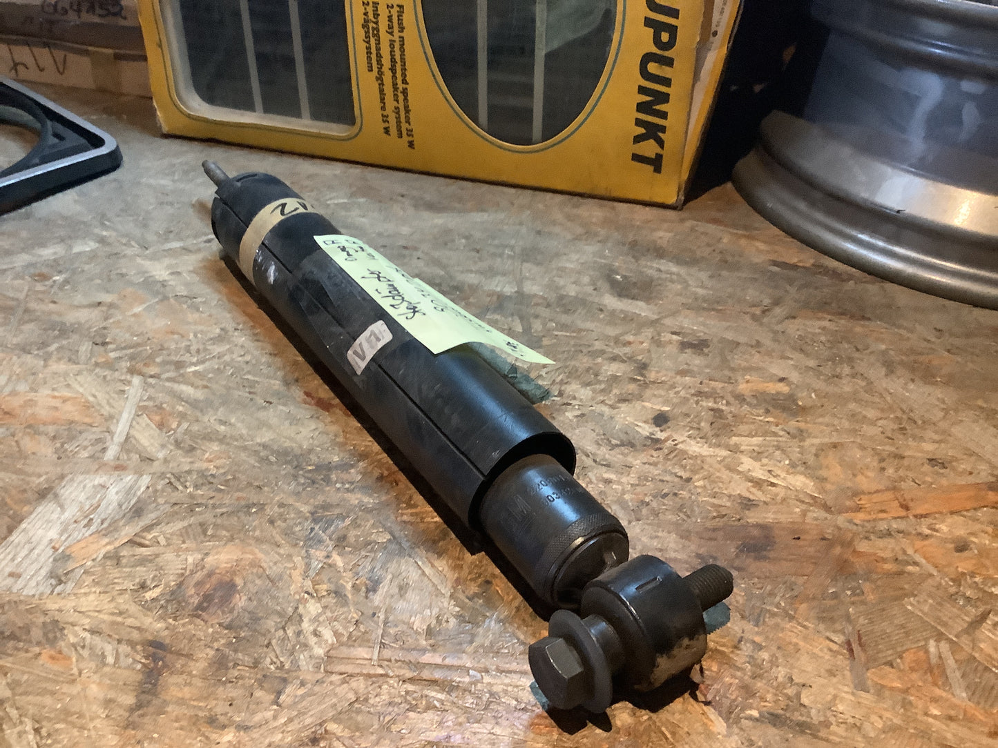 Omega A, Vectra A Stoßdämpfer Gasdruckdämpfer Hinterachse Original GM NEU