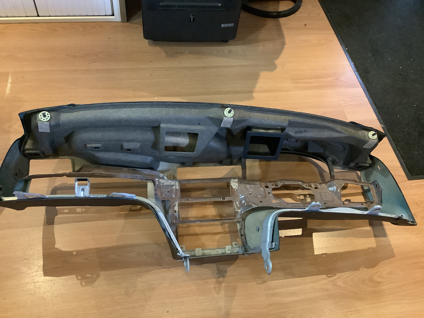 Astra F Armaturenbrett schwarz ohne Airbag Original GM NEU