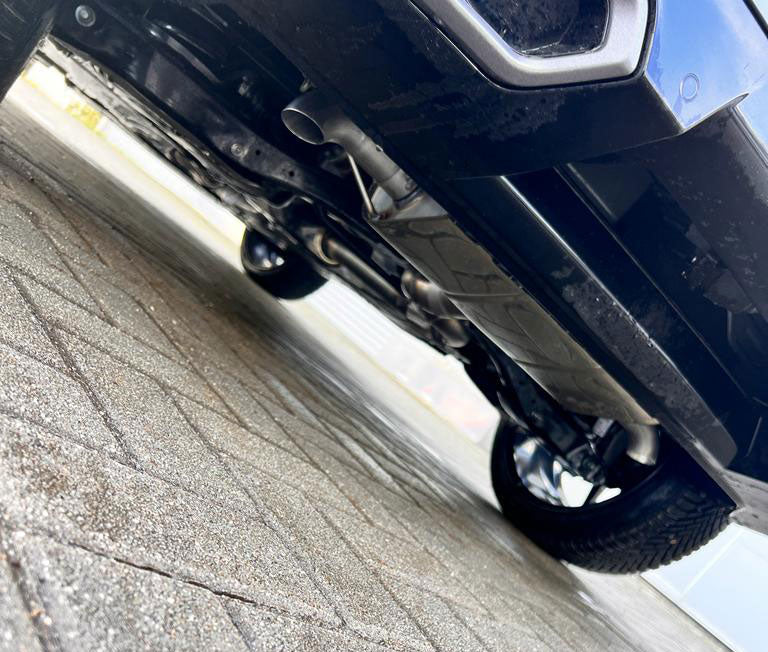 Cupra Formentor KM7 - 4x4 Endschalldämpfer quer Ausgang rechts/links - Endrohre hinter der Stoßstange