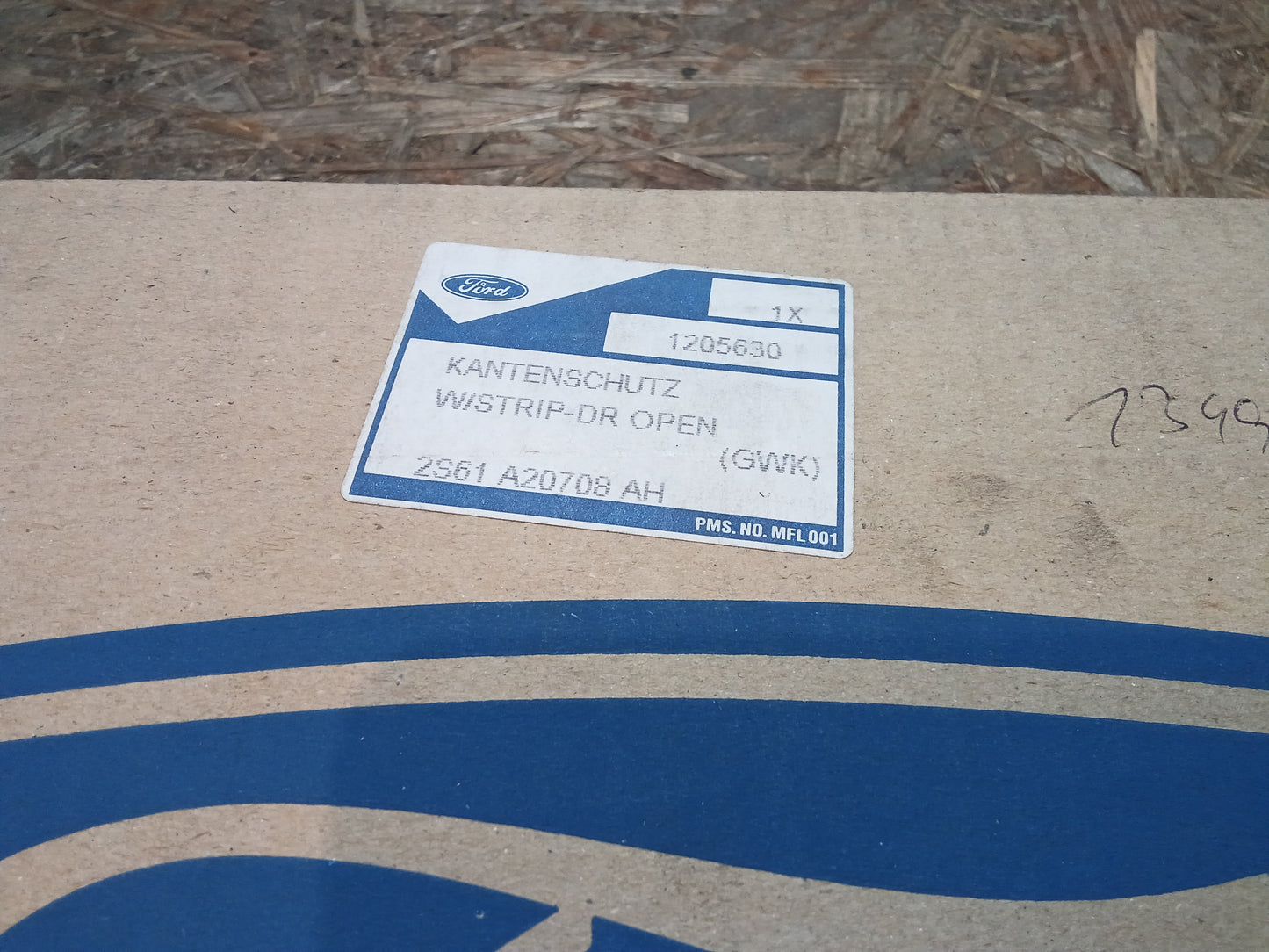 Ford Fiesta 01-07 Dichtung Kantenschutz original Ford NEU