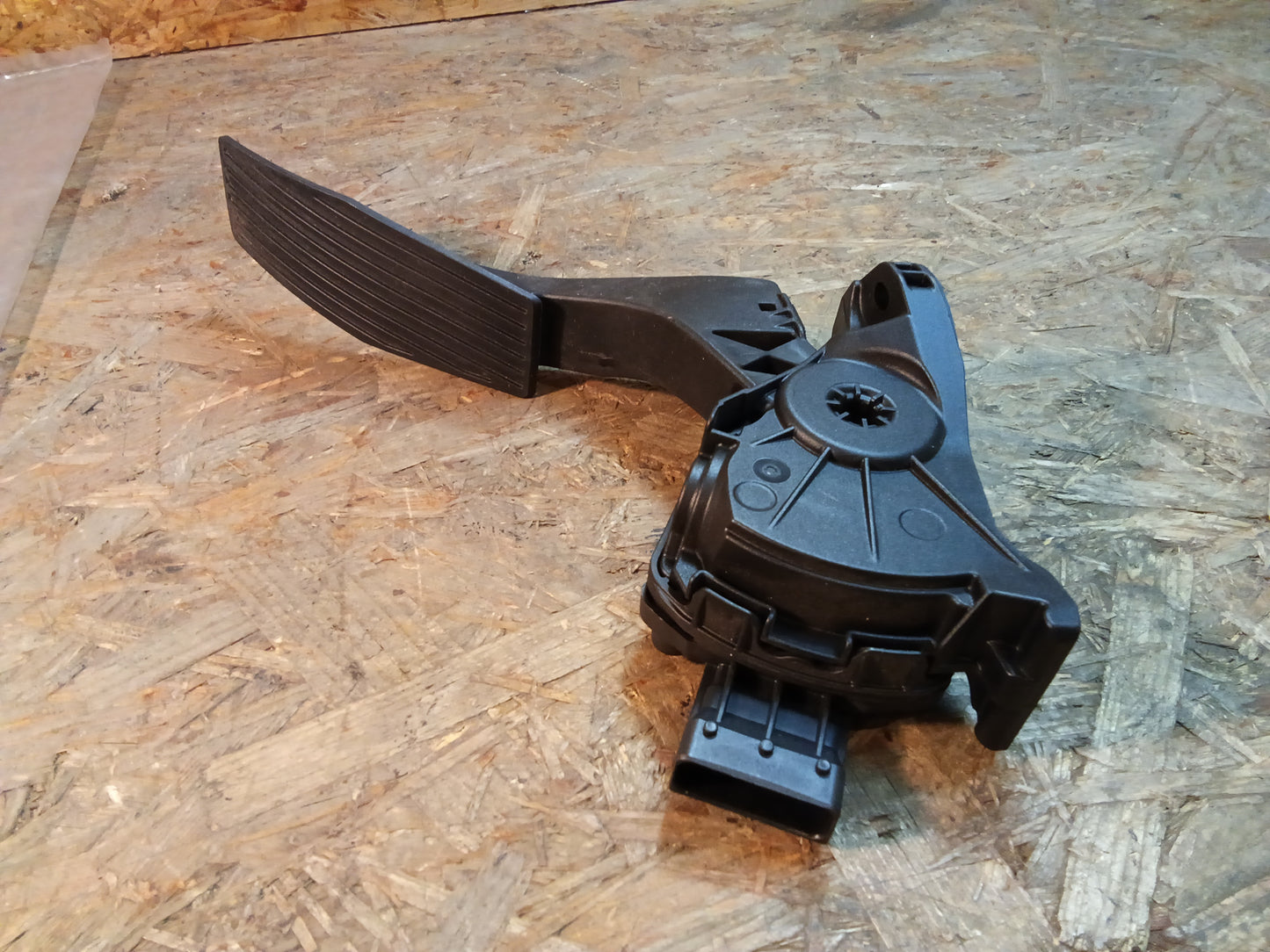 Opel Astra J Gaspedal original GM NEU