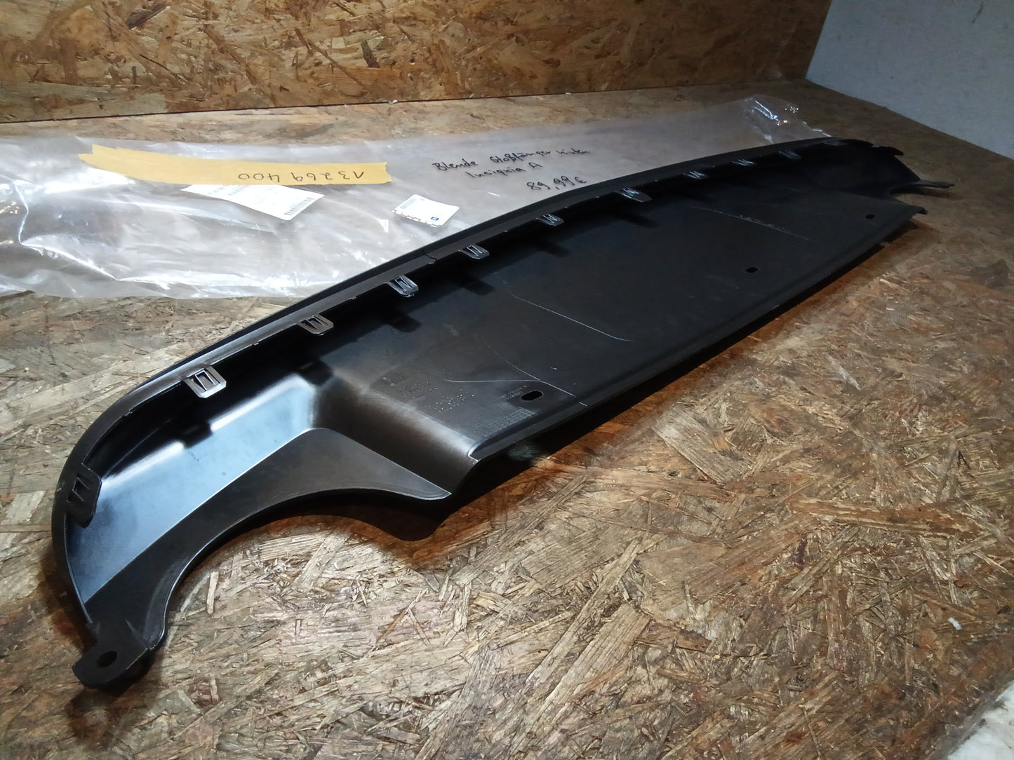 Insignia A Blende Stoßfänger hinten original GM NEU