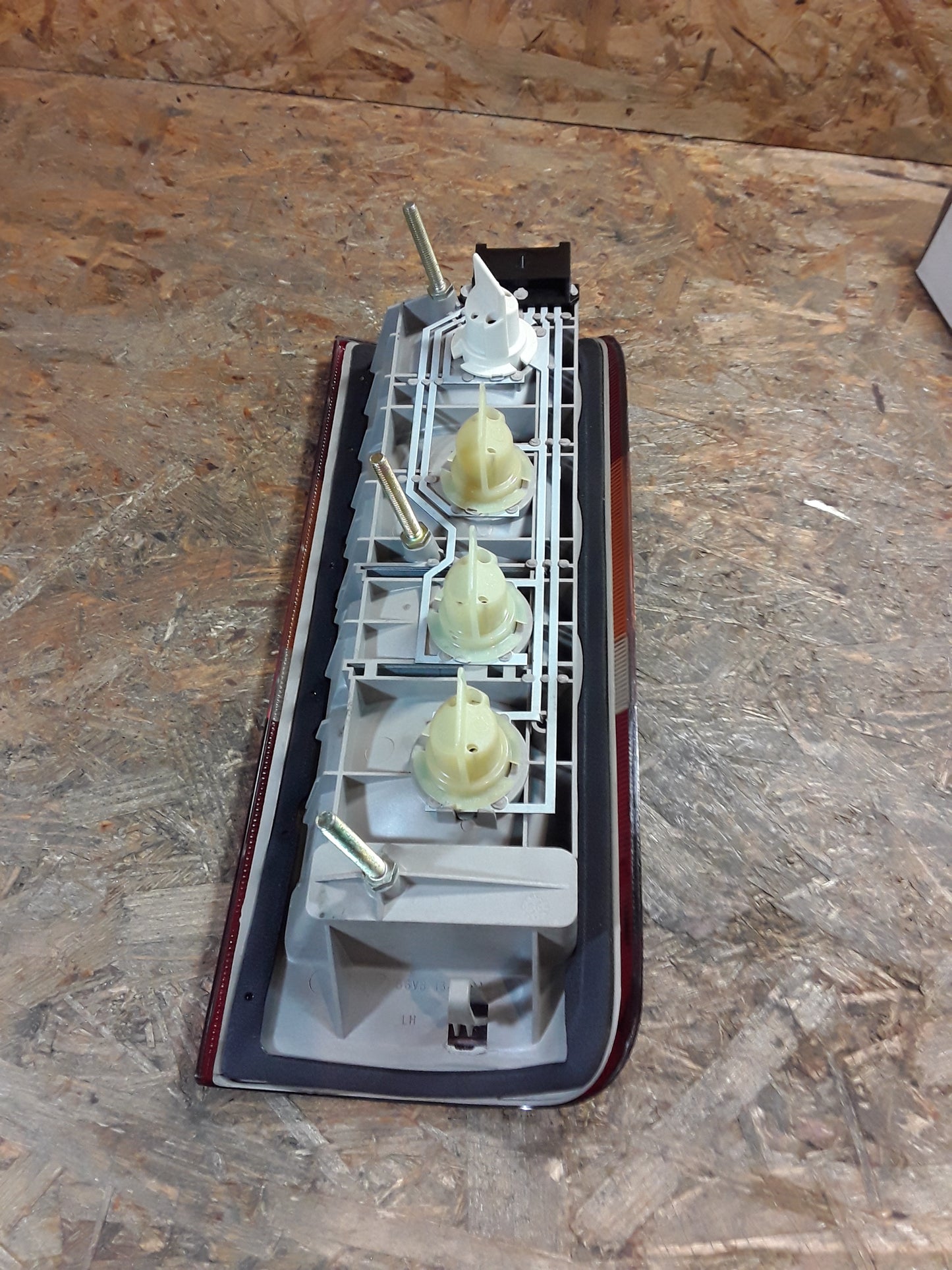 Ford Transit 86-99 Rückleuchte links original Ford GEBRAUCHT