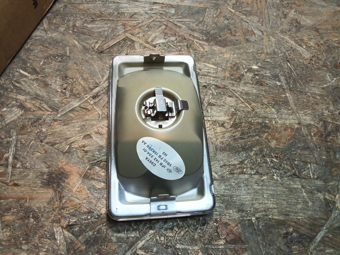 Ford Fiesta Scheinwerfereinsatz original Ford NEU