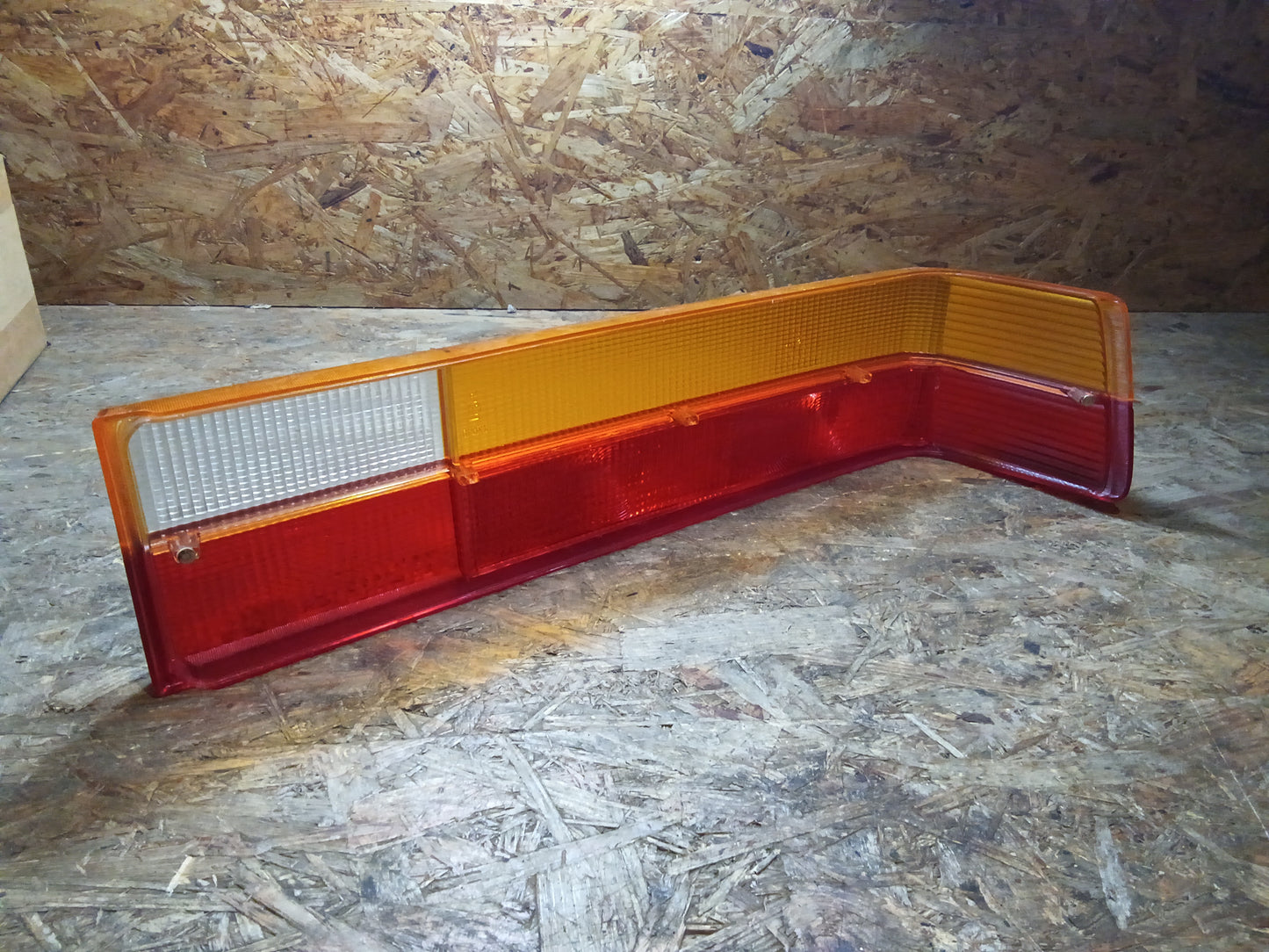 Ford Granada MK2/3 Rückleuchte links original Ford