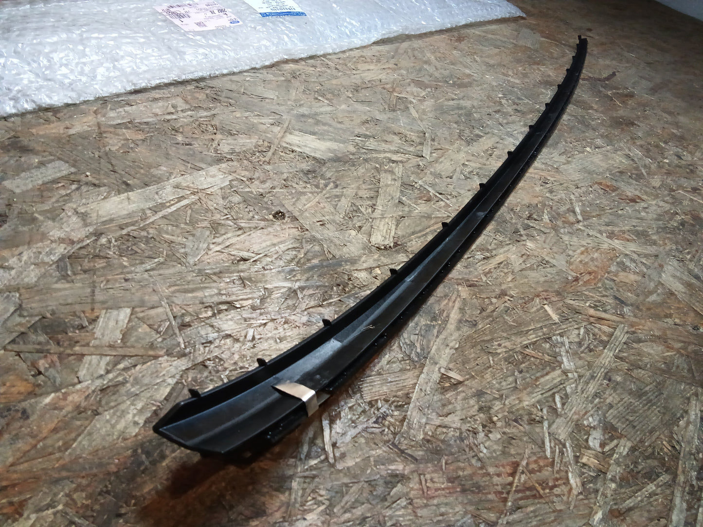 Ford Focus 3 BJ 11-15 Zierleiste Windschutzscheibe links original Ford NEU