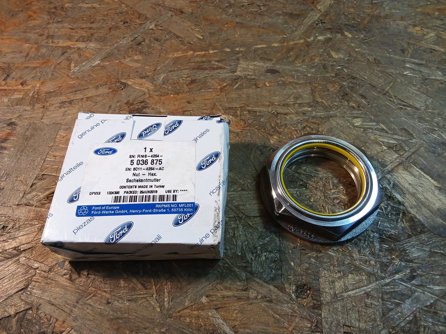 Ford Transit Achsmutter hinten links original Ford NEU