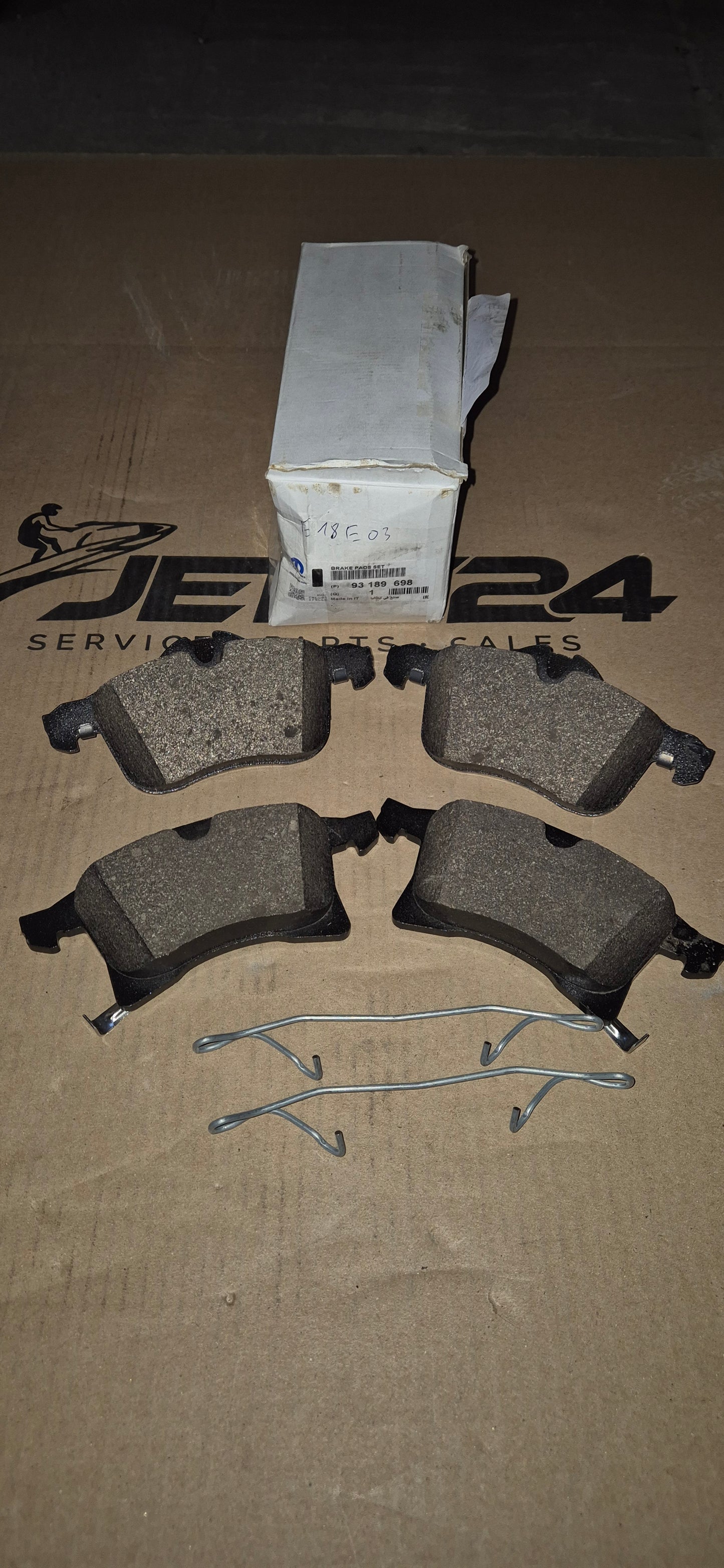 Bremsbelagsatz Corsa/Meriva Vorderachse Original Teile Neu
