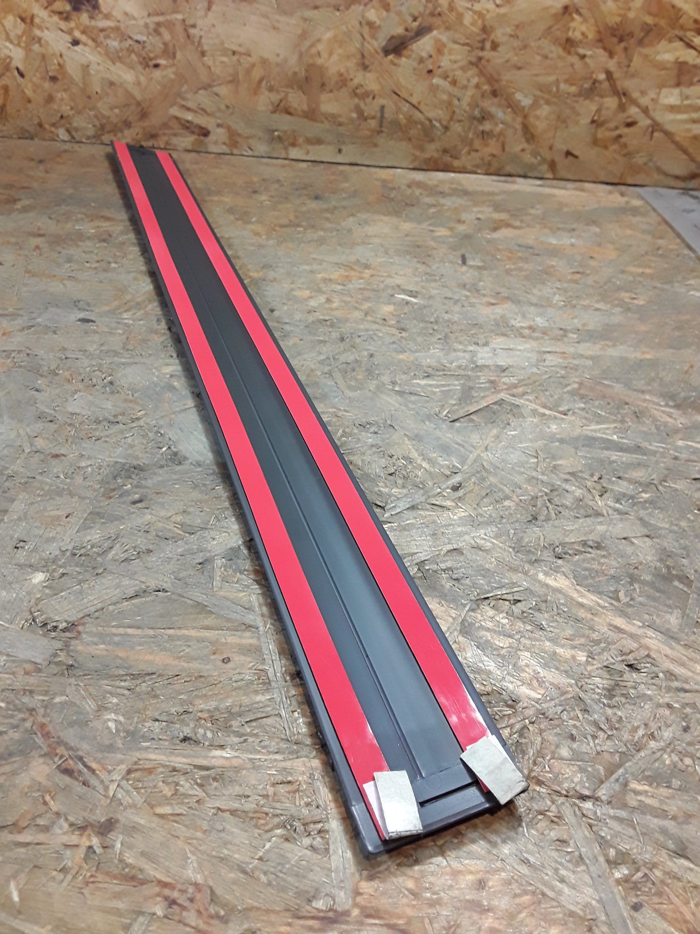 Ford Fiesta Zierleiste rechts mittelgrau/ silber original Ford NEU