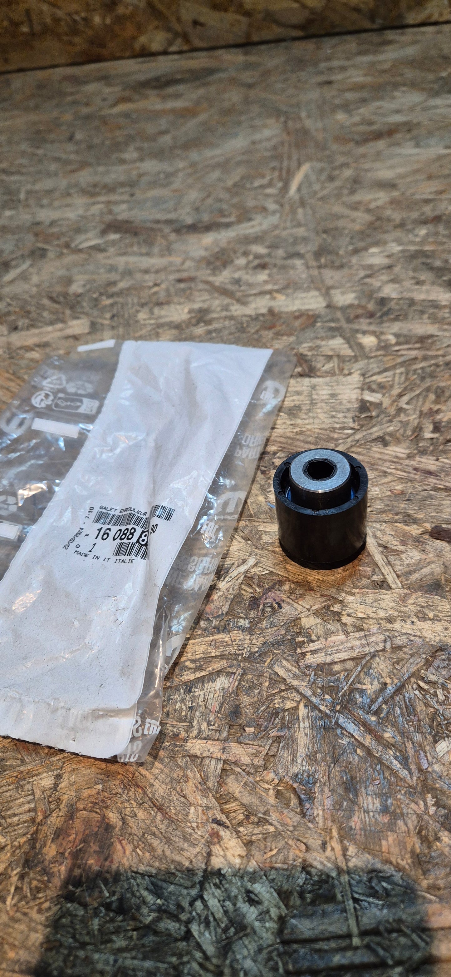 Umlenkführungsrolle Zahnriemen, Opel,Citroen,Peugeot, Original Neu