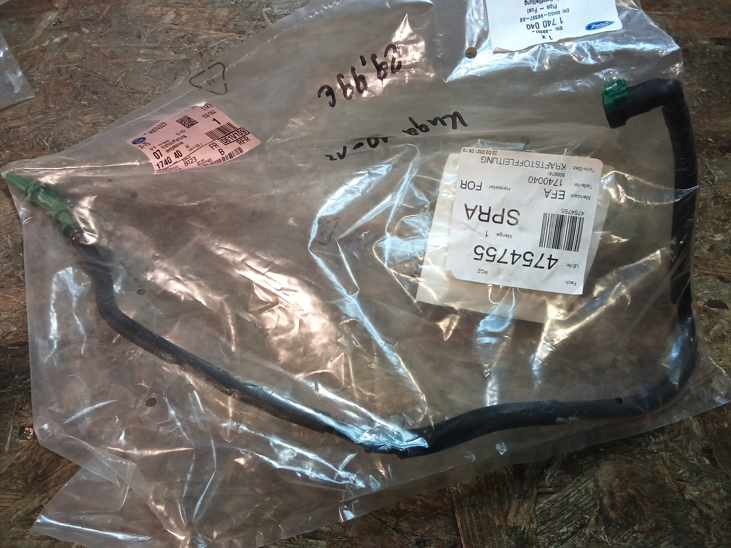 Ford Kuga BJ 10-12 Kraftstoffleitung original Ford NEU