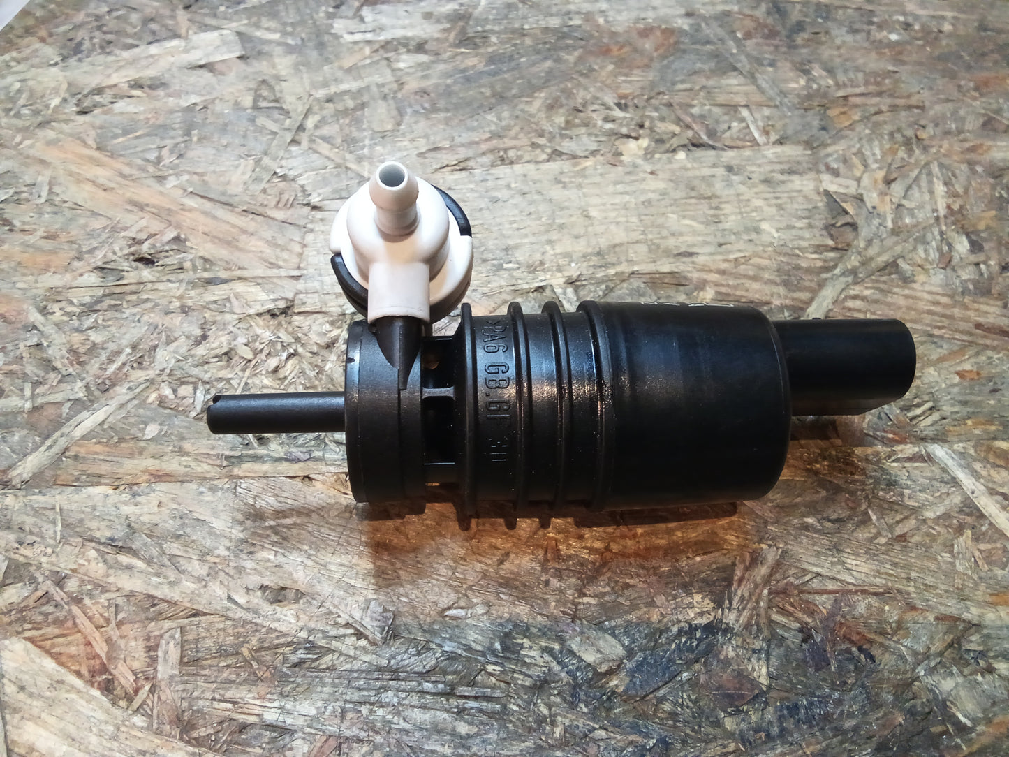 Ford Kuga ll 13-14 Honda CRV BJ 12- 18 Pumpe Scheibenwaschanlage original Ford NEU