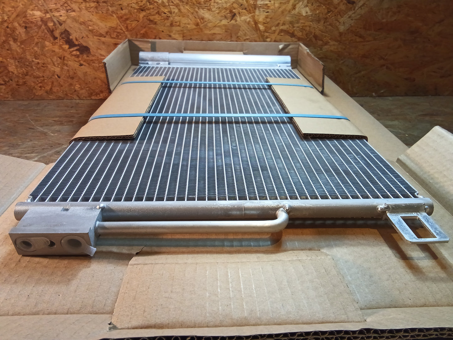Fiat Punto/ Grande Punto/ EVO Punto Alfa Romeo Opel Adam Corsa D Kühler Klimaanlage original INTERNATIONAL RADIATORS NEU