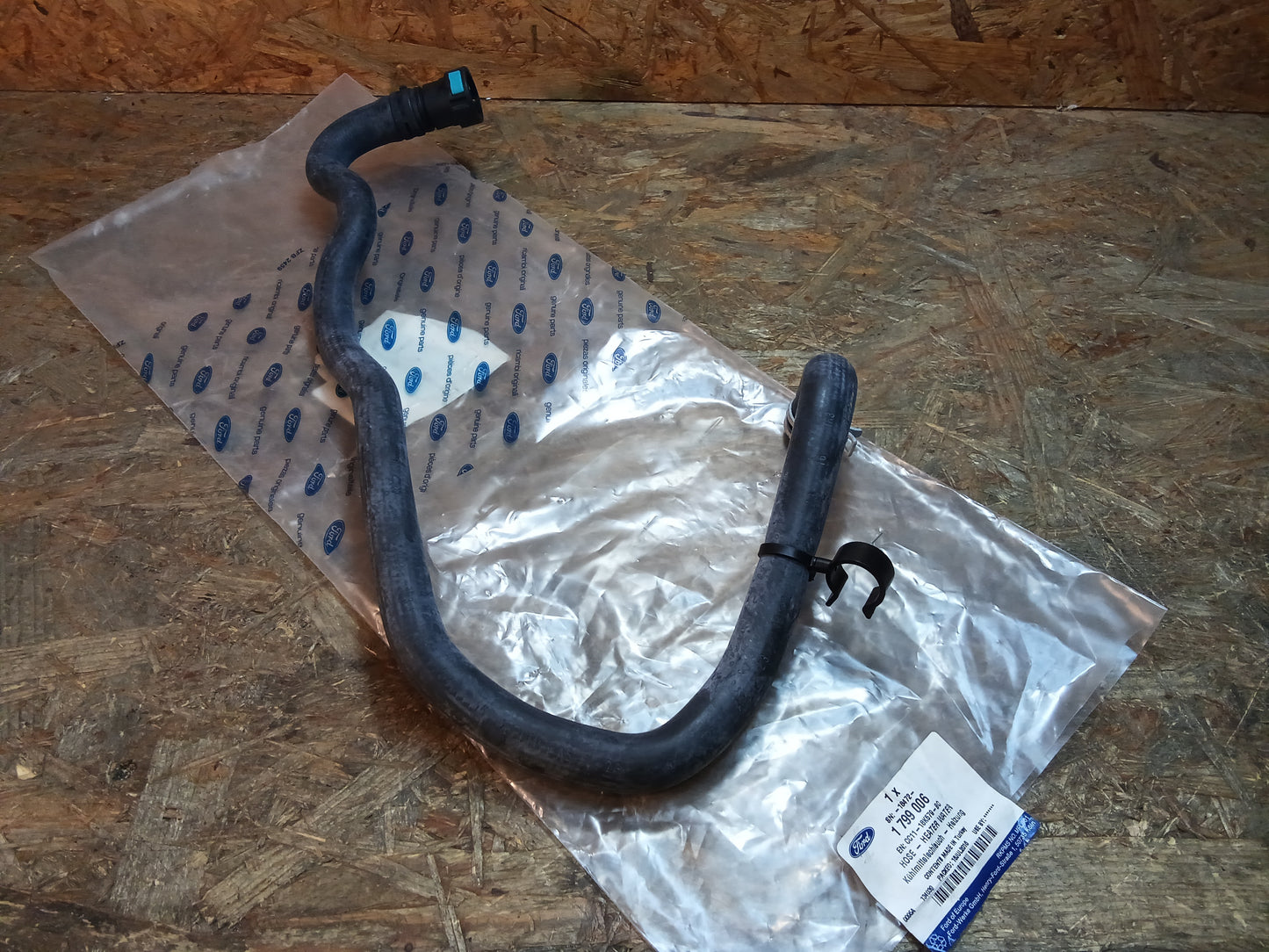 Ford Transit 06-14 Heizungsschlauch original Ford NEU