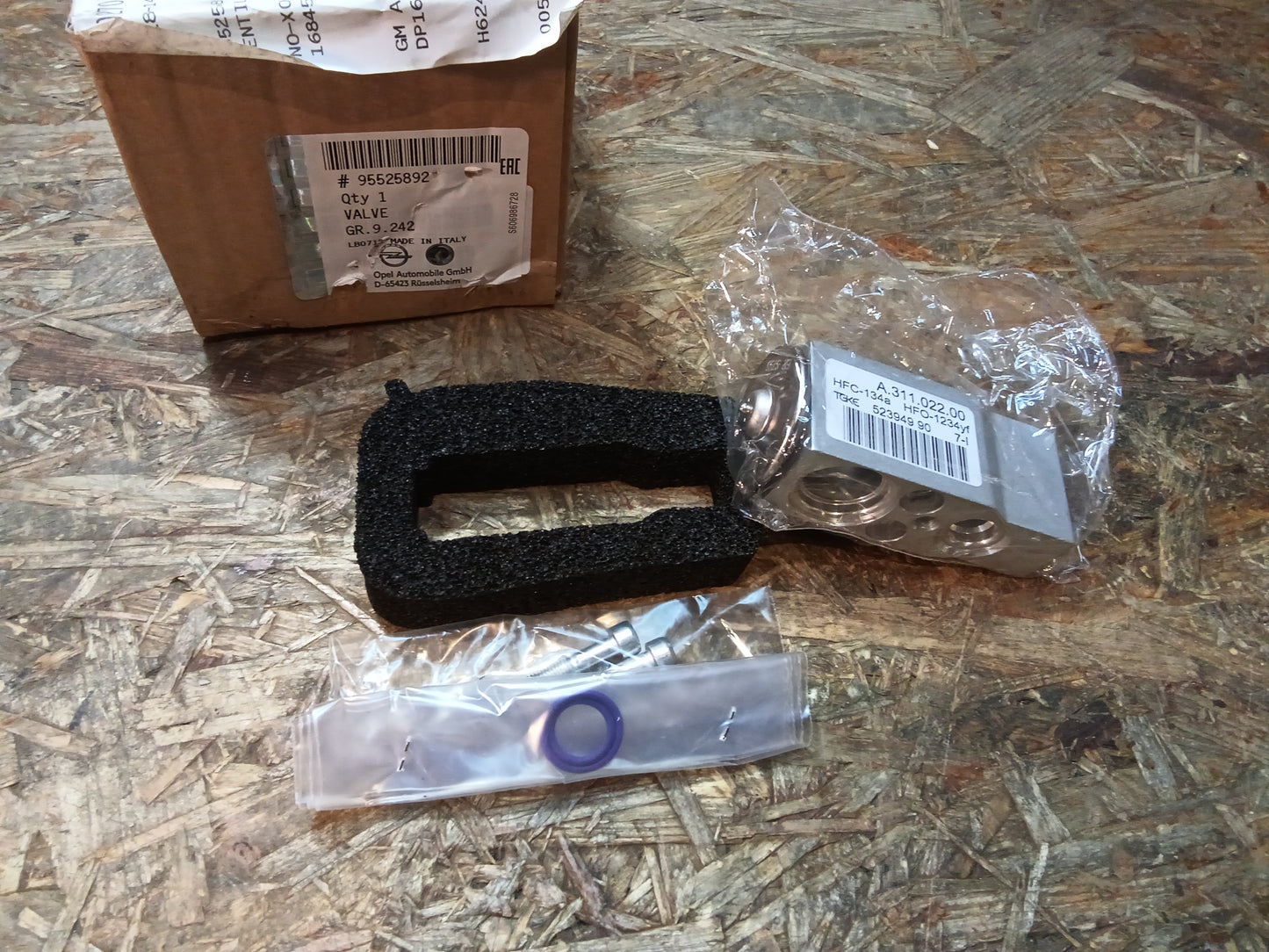 Opel Adam Corsa E Expansionsventil Klimaanlage original GM NEU
