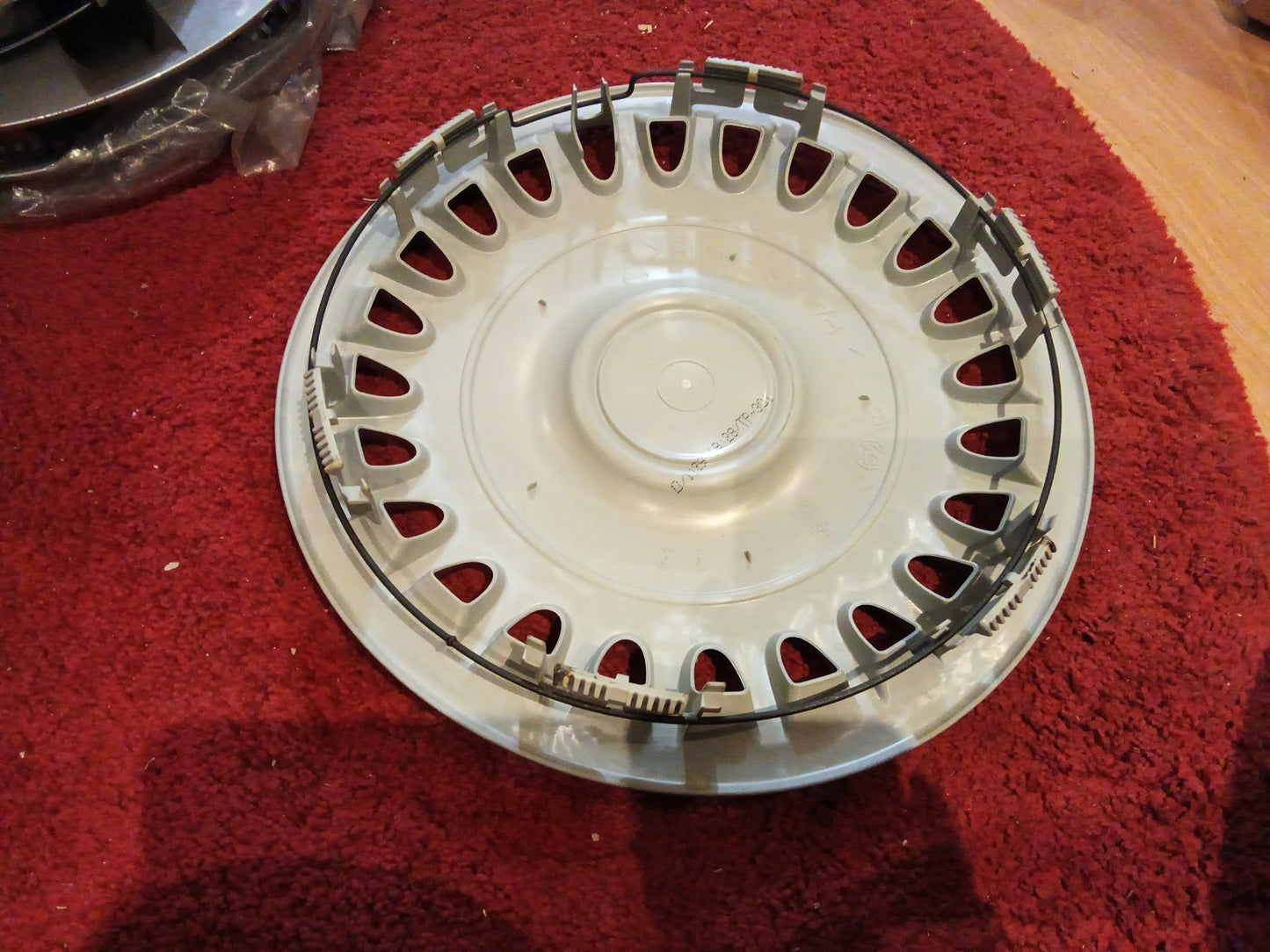 VW T4 Bus Multi-Van Radkappe 15 Zoll original VW NEU