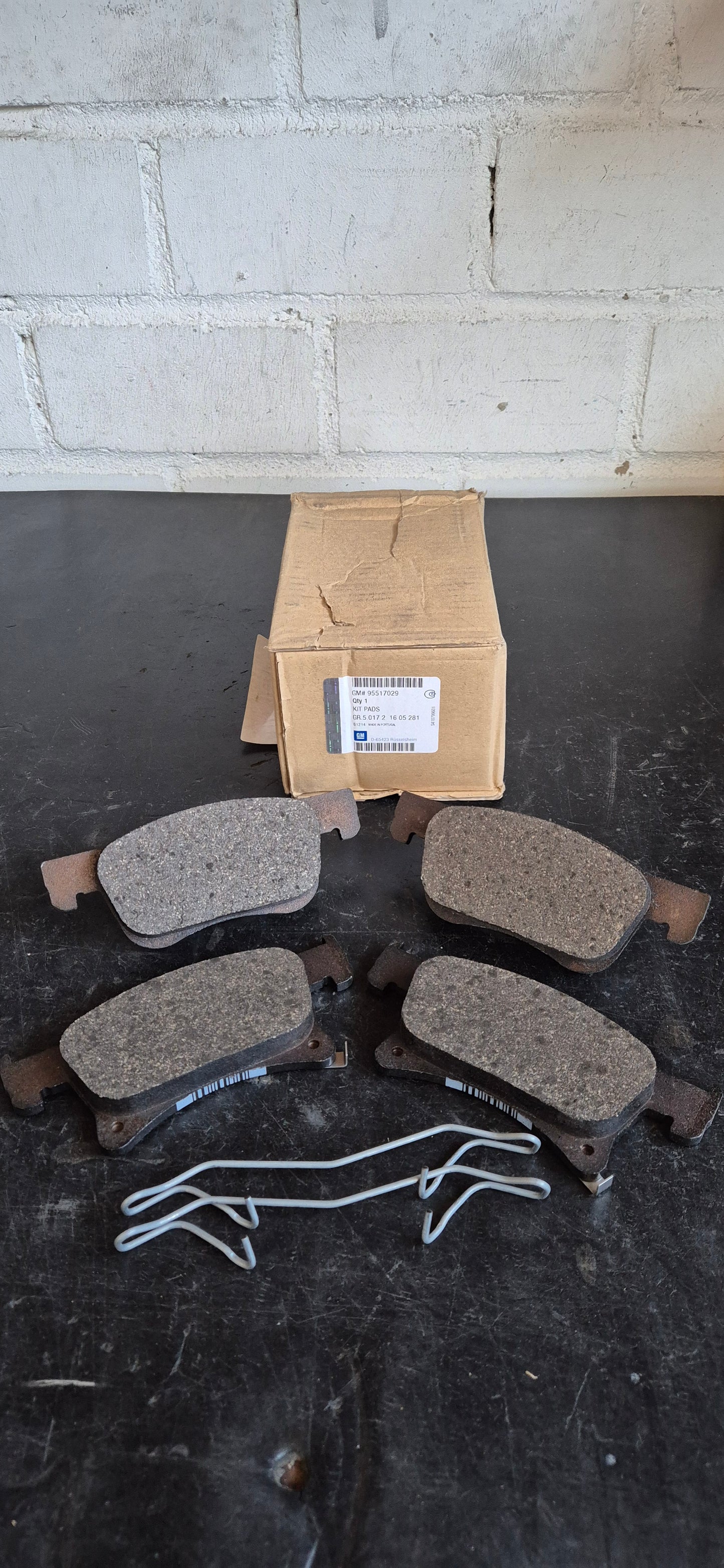 Bremsbeläge Corsa E vorne Original GM Neu