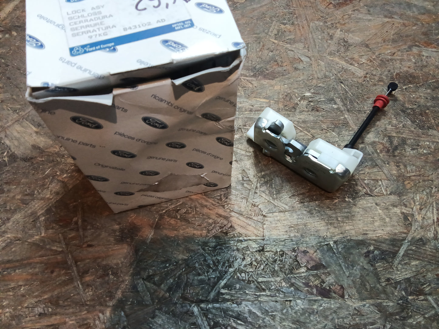 Ford KA 1.3 Schloss Kofferraum original Ford NEU