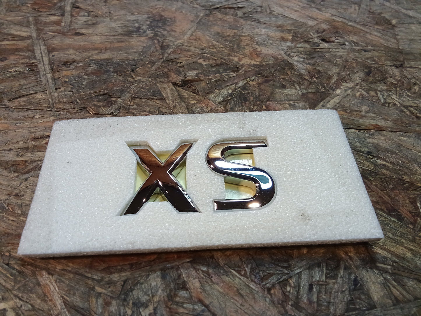 Oldtimer Youngtimer Emblem "XS" chrom NEU