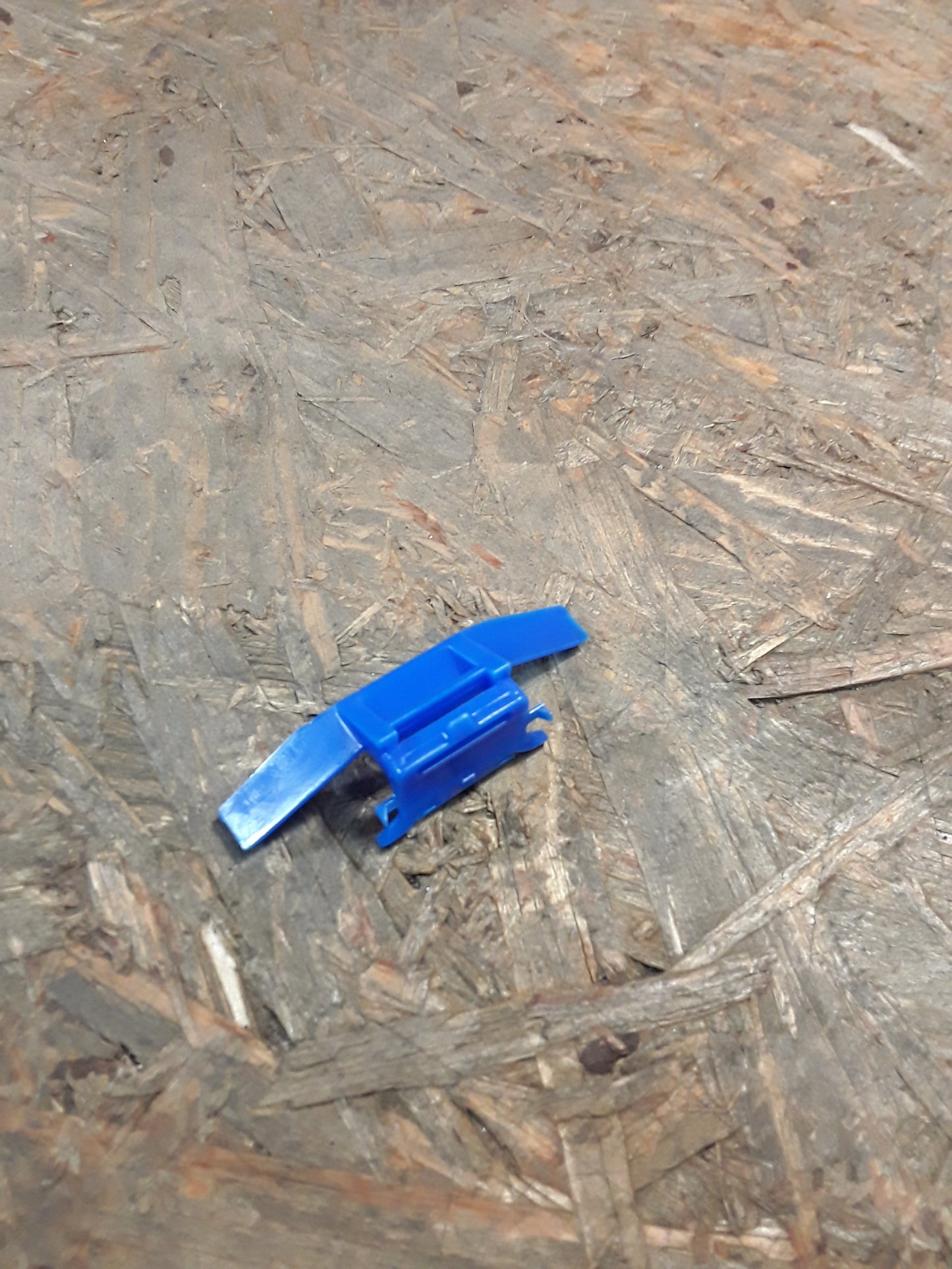 Mitsubishi Pajero/ Mitsubishi Triton Clip wasserabweisende Form Plastik original Mitsubishi NEU