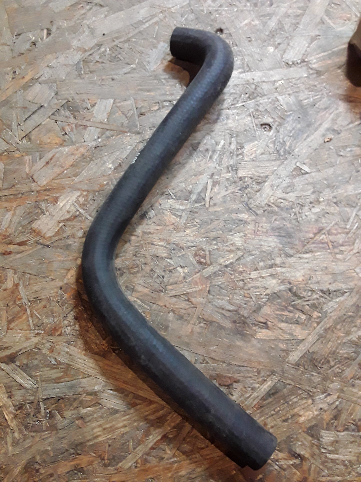 Omega A Kühlerschlauch Ausgleichsbehälter original GM Opel NEU