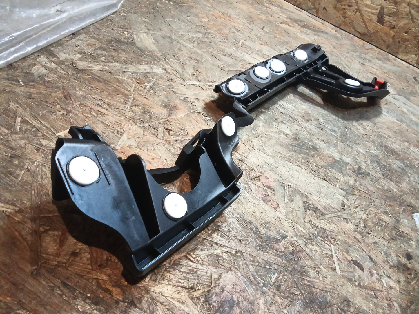 Astra J Halter Stoßstange hinten links original GM NEU
