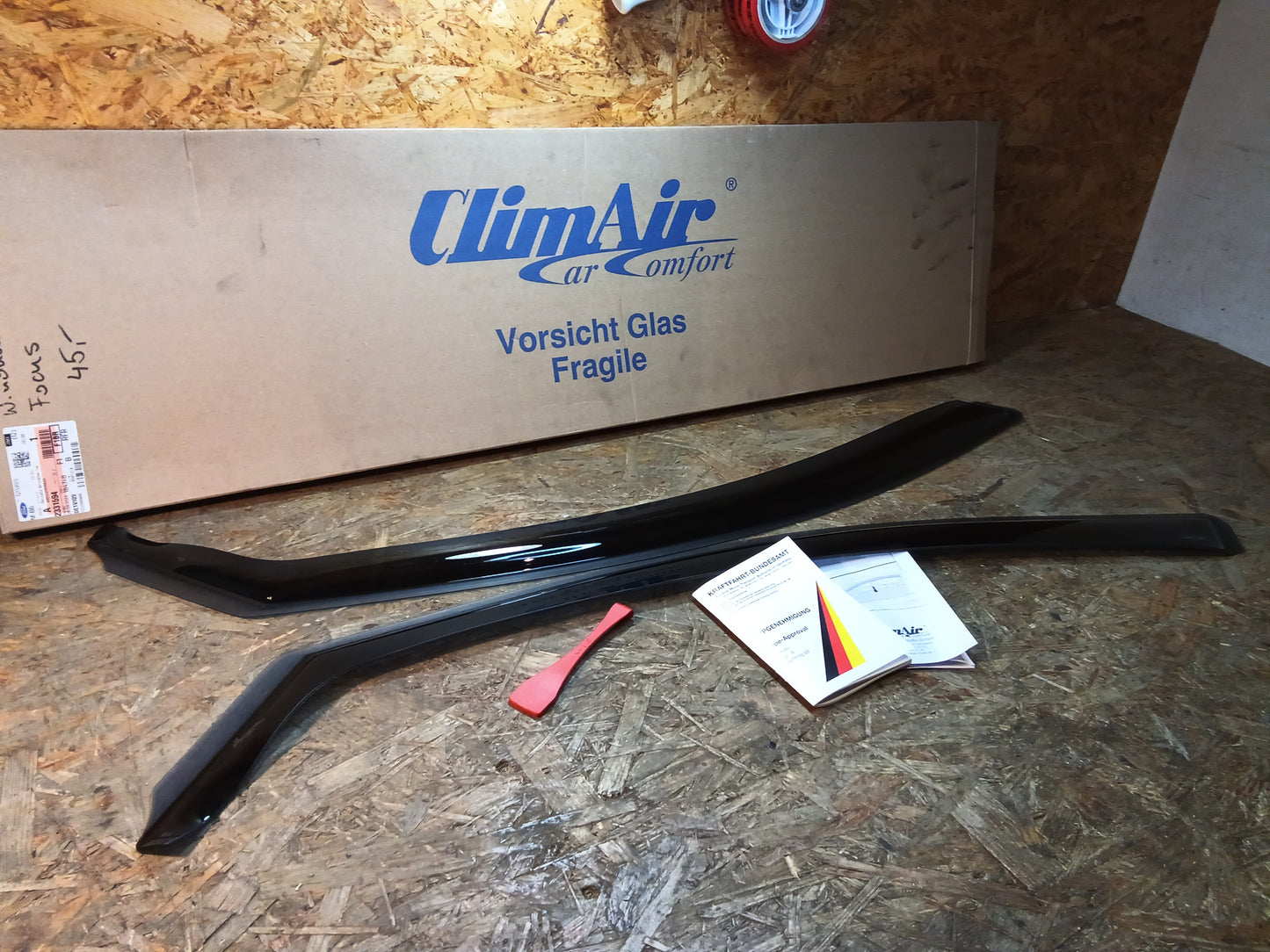 Ford Focus Windabweiser Set original Ford NEU