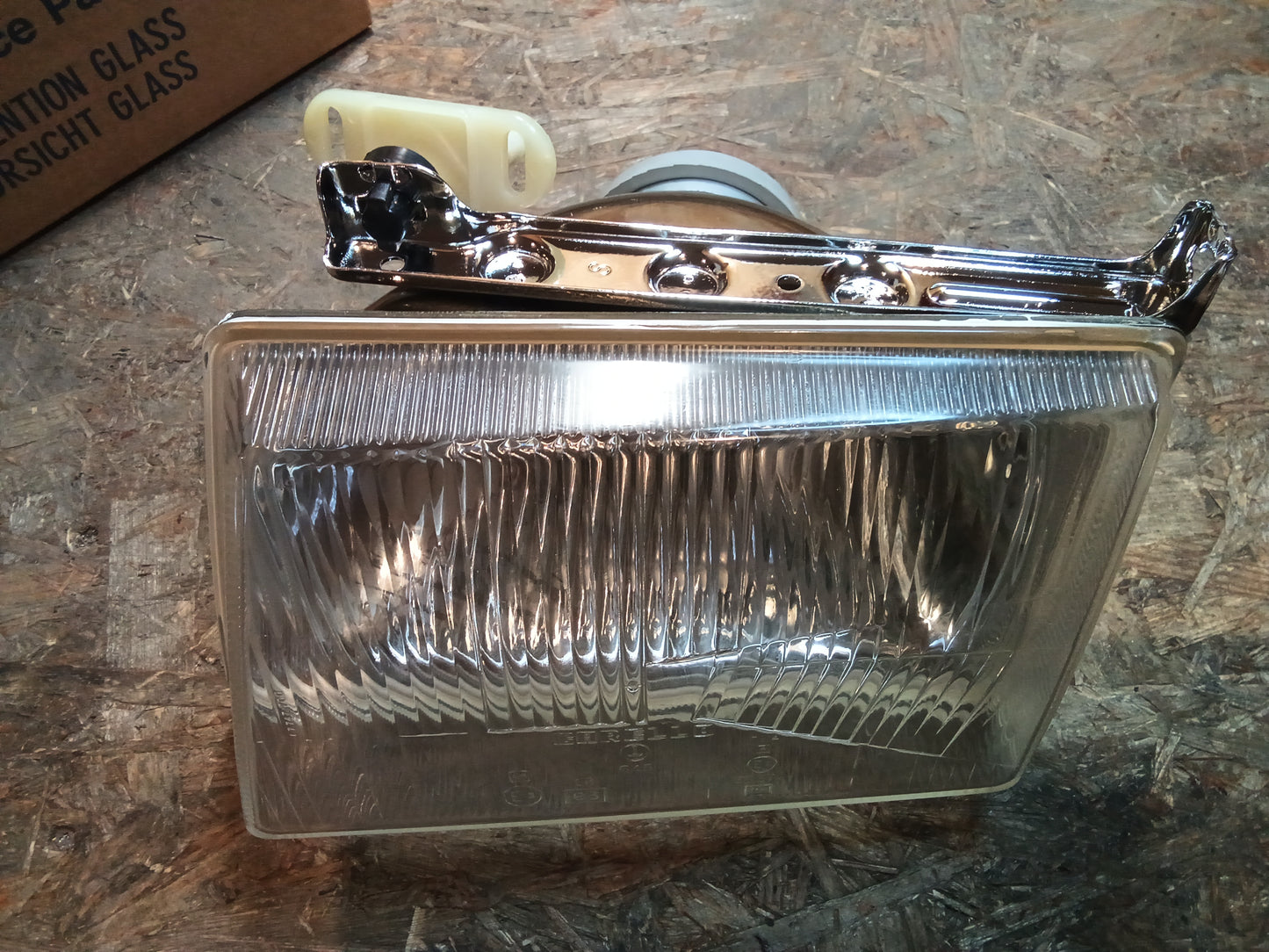 Ford Escort MK3 Scheinwerfern links original Ford NEU