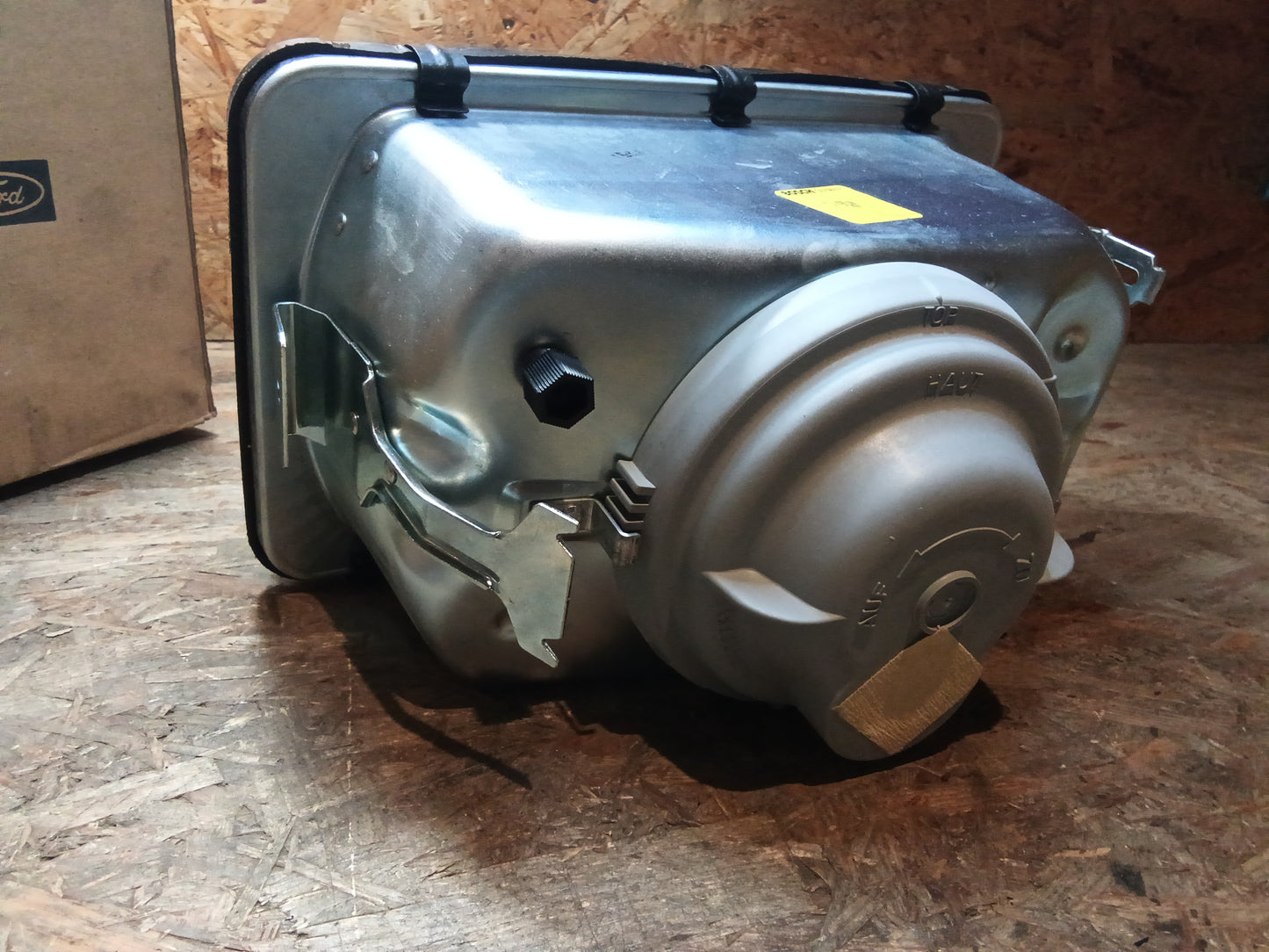 Ford Granada MK4 Scheinwerfer original Ford NEU