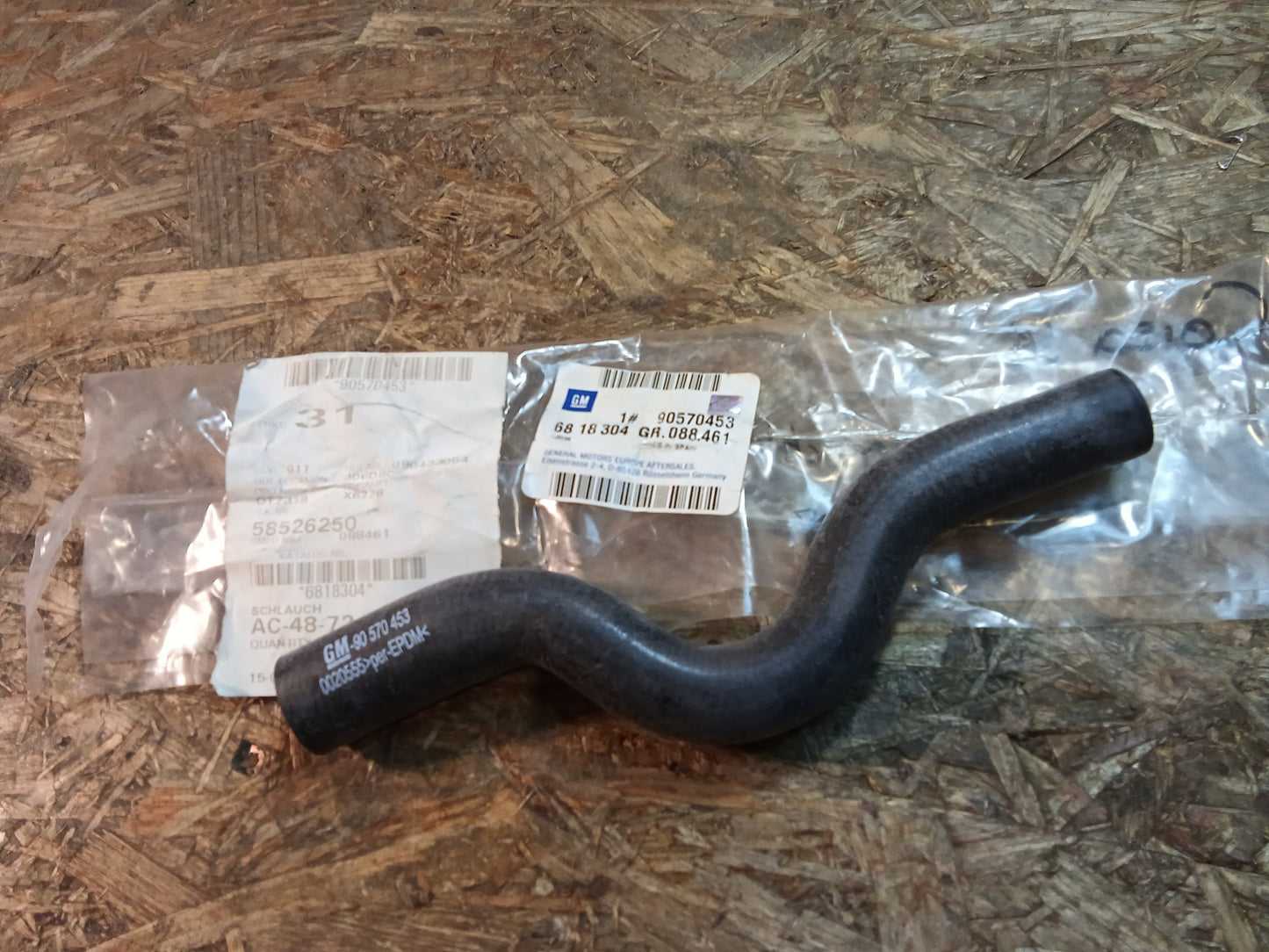 Corsa B Kühlwasserschlauch Heizungsschlauch original GM NEU