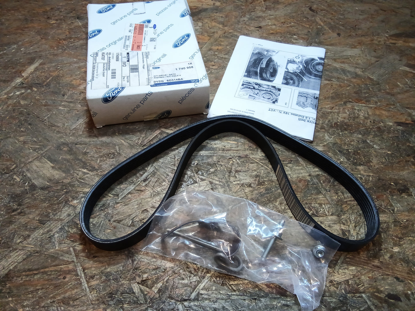 Ford Fiesta 08-18 1.4+1.6 Keilriemensatz original Ford NEU