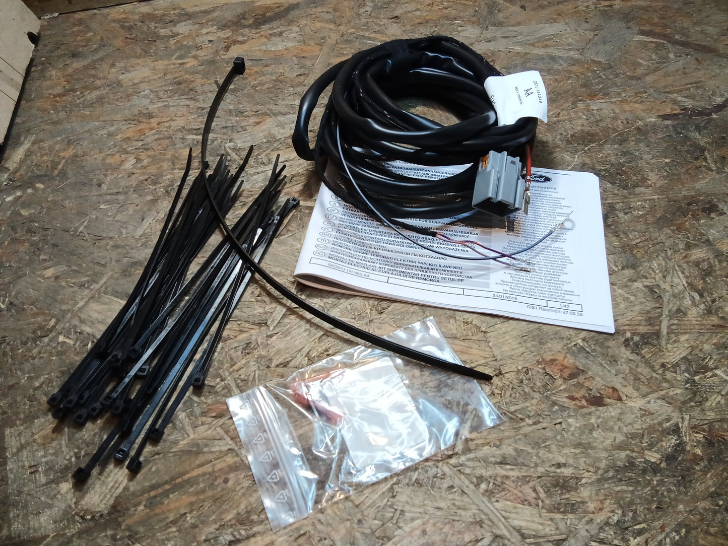 Ford Mondeo MK5 E-Satz Anhängerzugvorrichtung original NEU