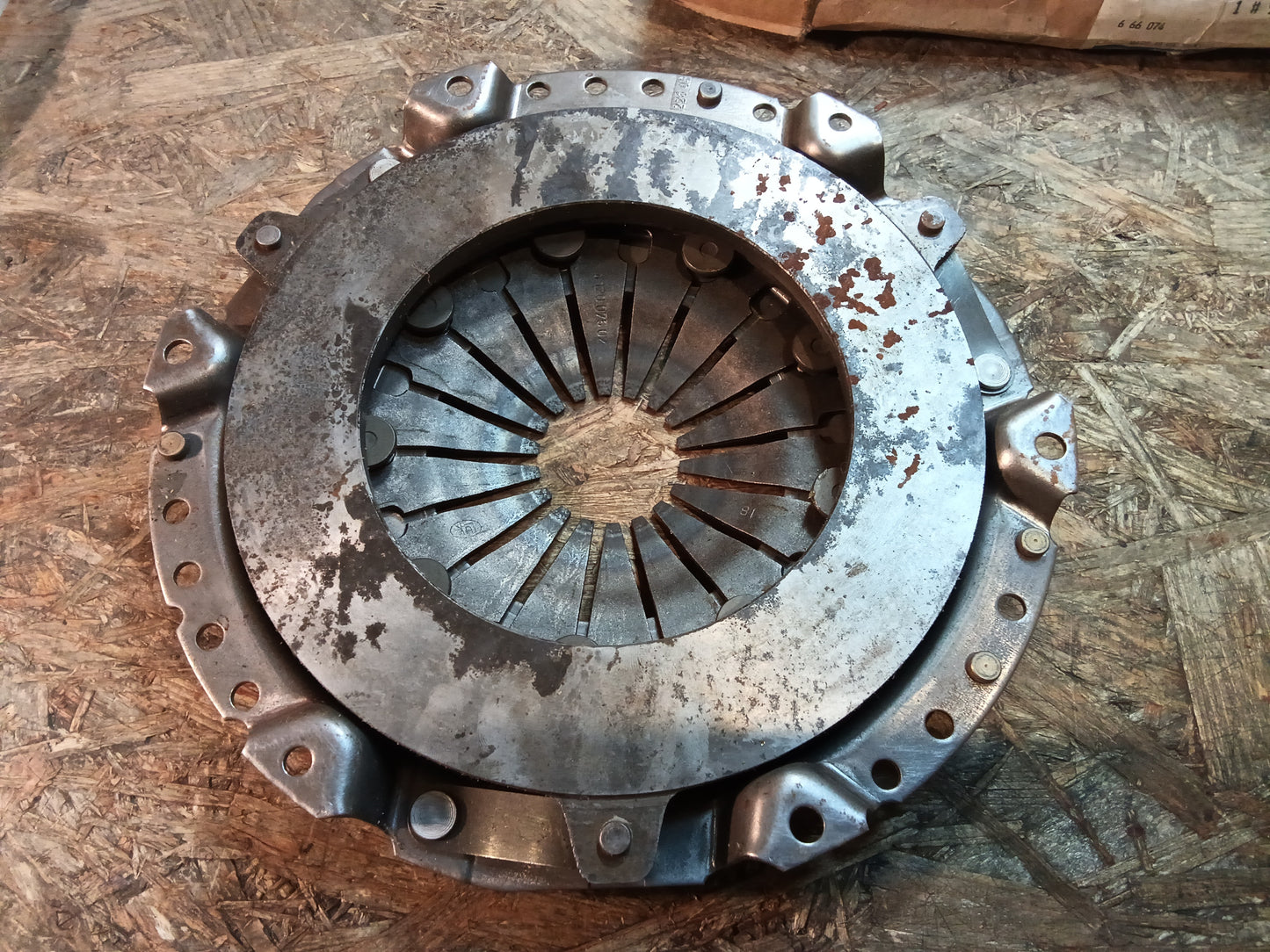 Kadett E 1.8i / GSi Kupplungsscheibe original GM NEU