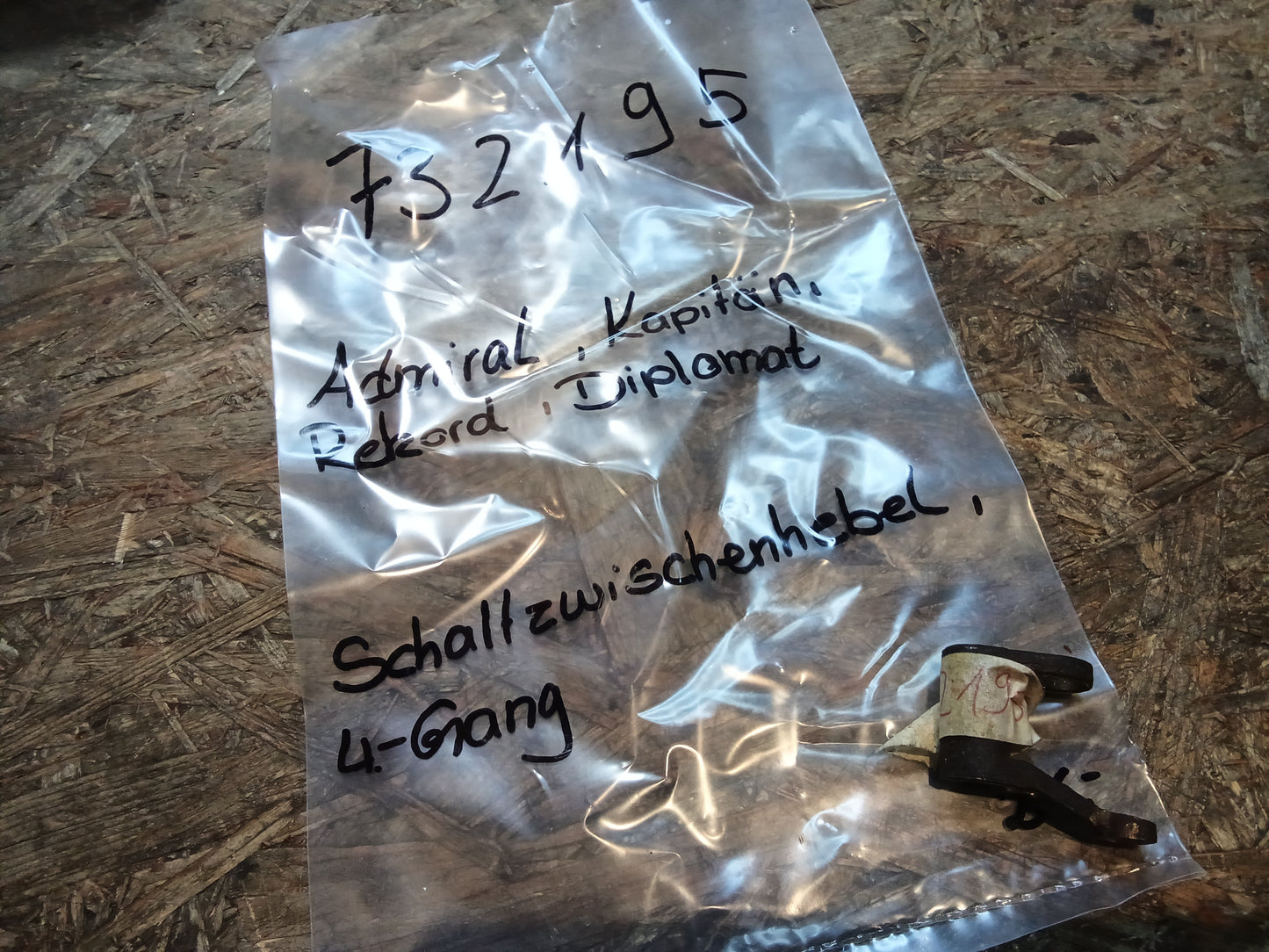 Admiral Kapitän Rekord Diplomat Schaltzwischenhebel, 4-Gang original GM NEU