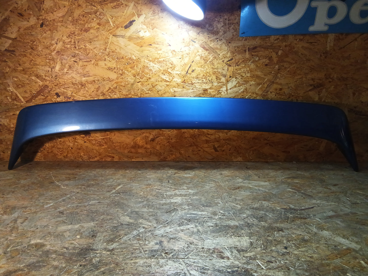 Ford Focus 90-92 Heckspoiler blau-metallic original RS (Ford) GEBRAUCHT
