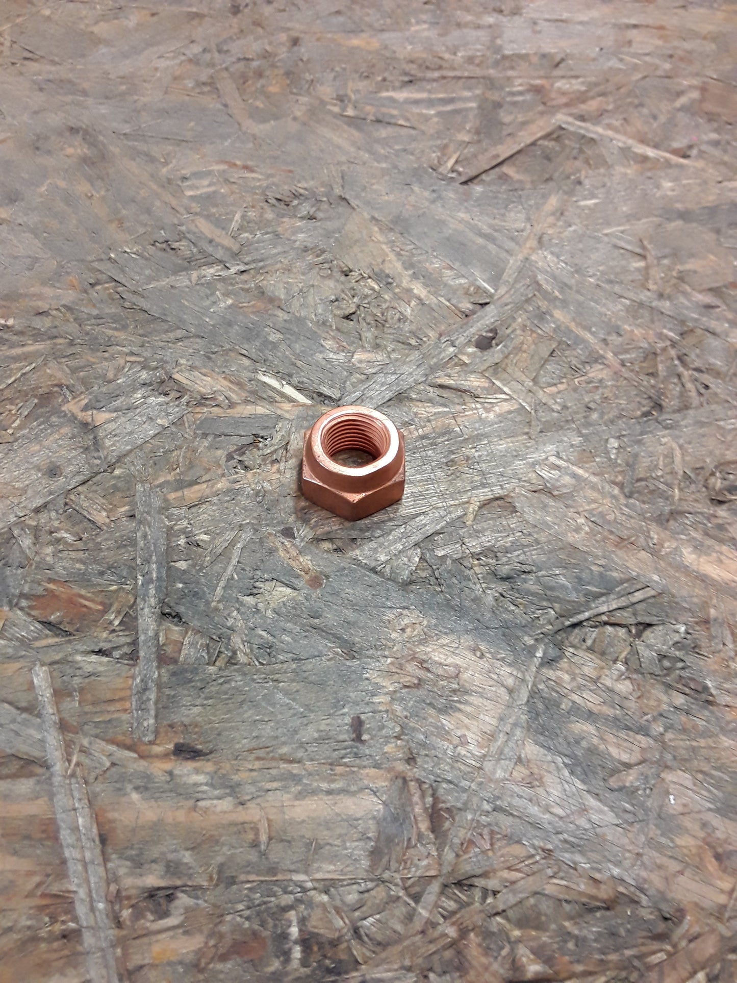 Mitsubishi Bj 09-23 Mutter an Auspuff original Mitsubishi NEU