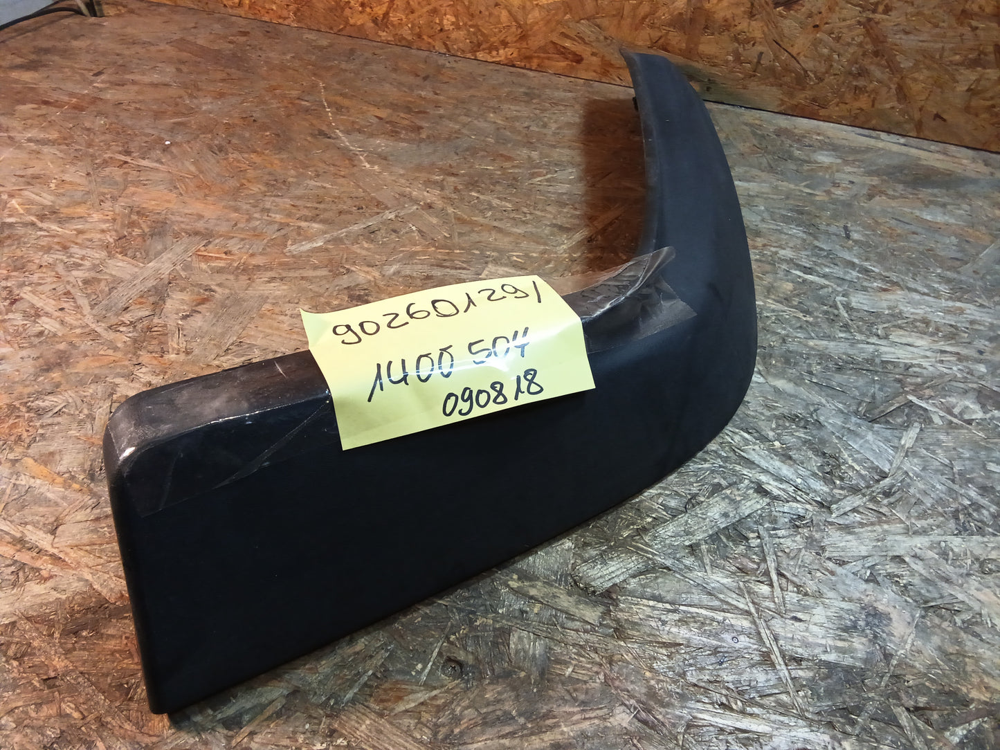 Original GM Opel Senator B Verlängerung Spoiler vorne links NEU
