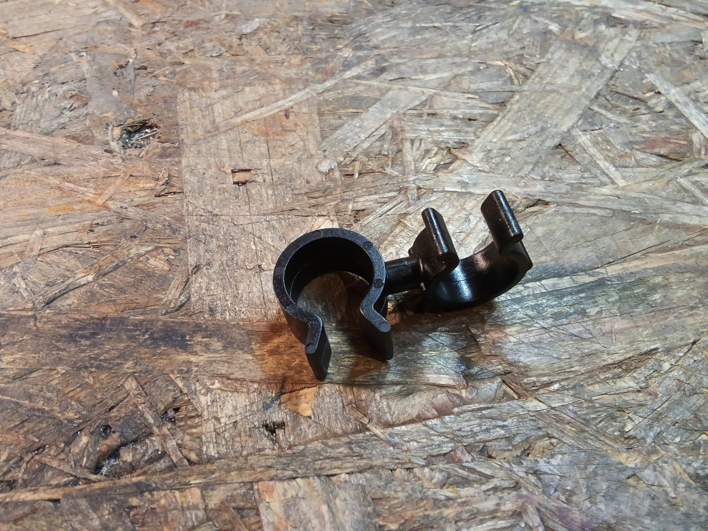 Insignia Clip Leitung original GM NEU