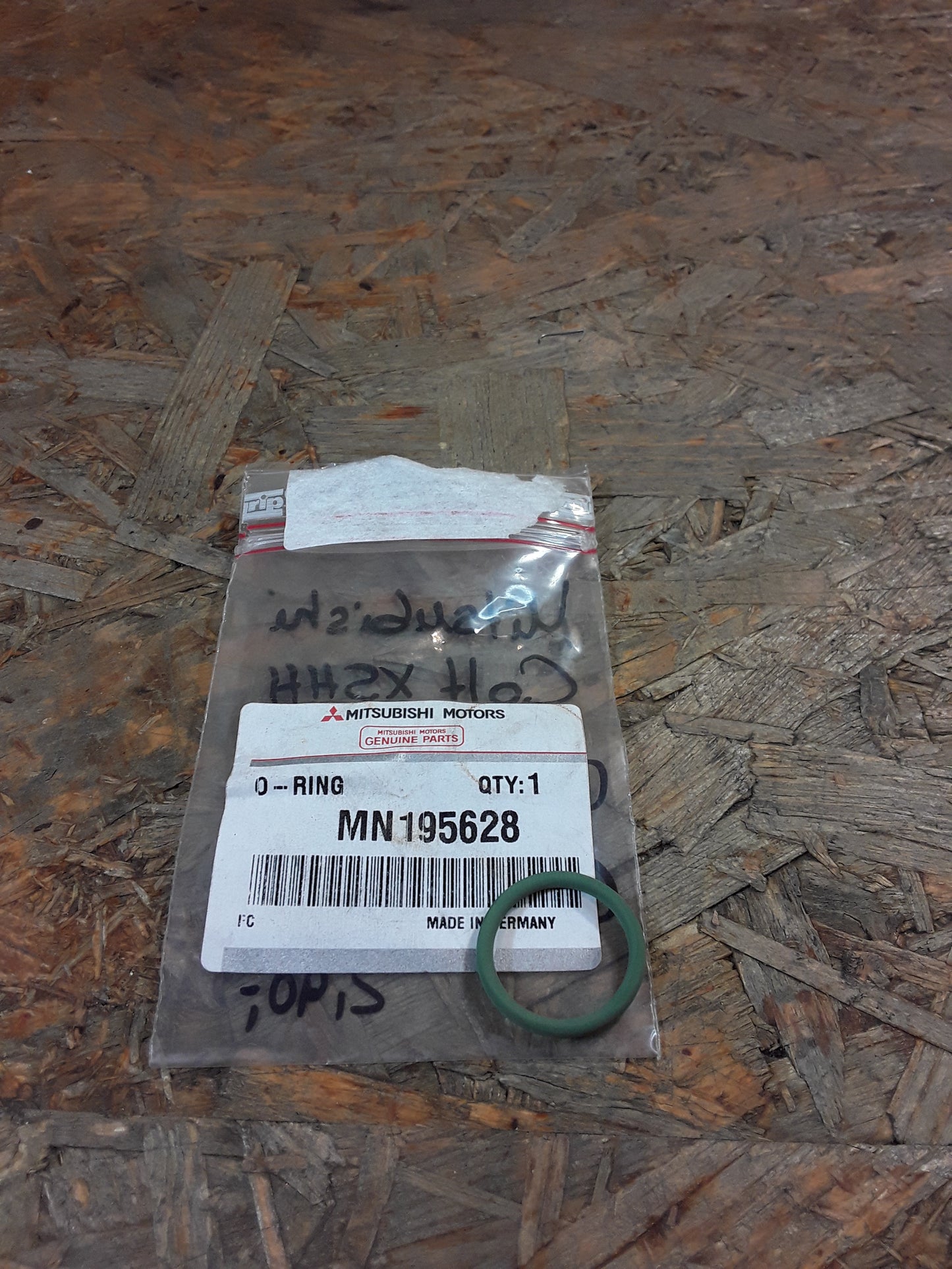 Mitsubishi Colt XSHH O-Ring Ölsieb original Mitsubishi NEU