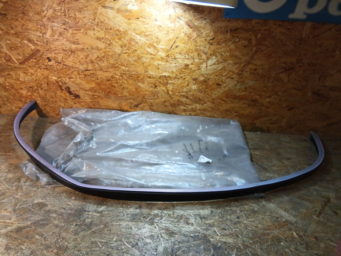 Omega B Stoßfänger Zierleiste Verlängerung original GM NEU