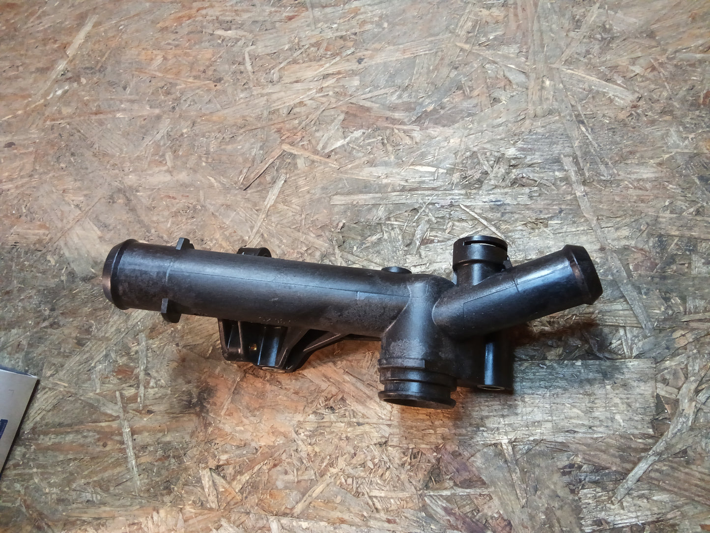 Ford EcoBoost 1.6 SCTi Wasserauslassstutzen original Ford NEU