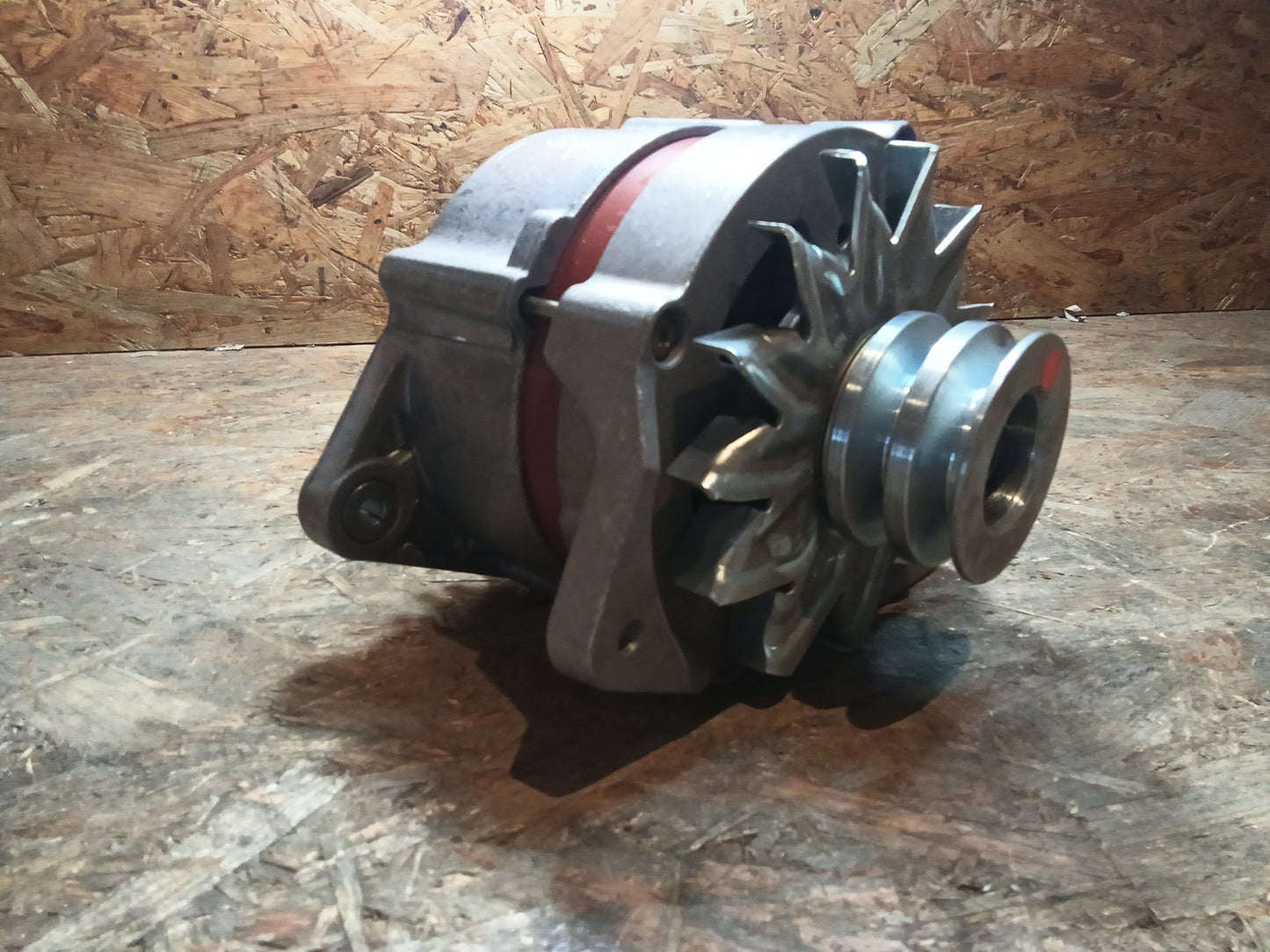 Ford Sierra/ Escort/ Granada/ Scorpio Lichtmaschine 12V 70A original Ford NEU