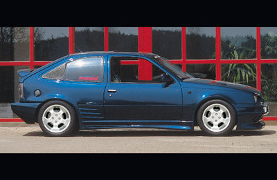 Opel Kadett E Rieger Kotflügel links, vorne, GFK,
Gutachten, Montagezubehör